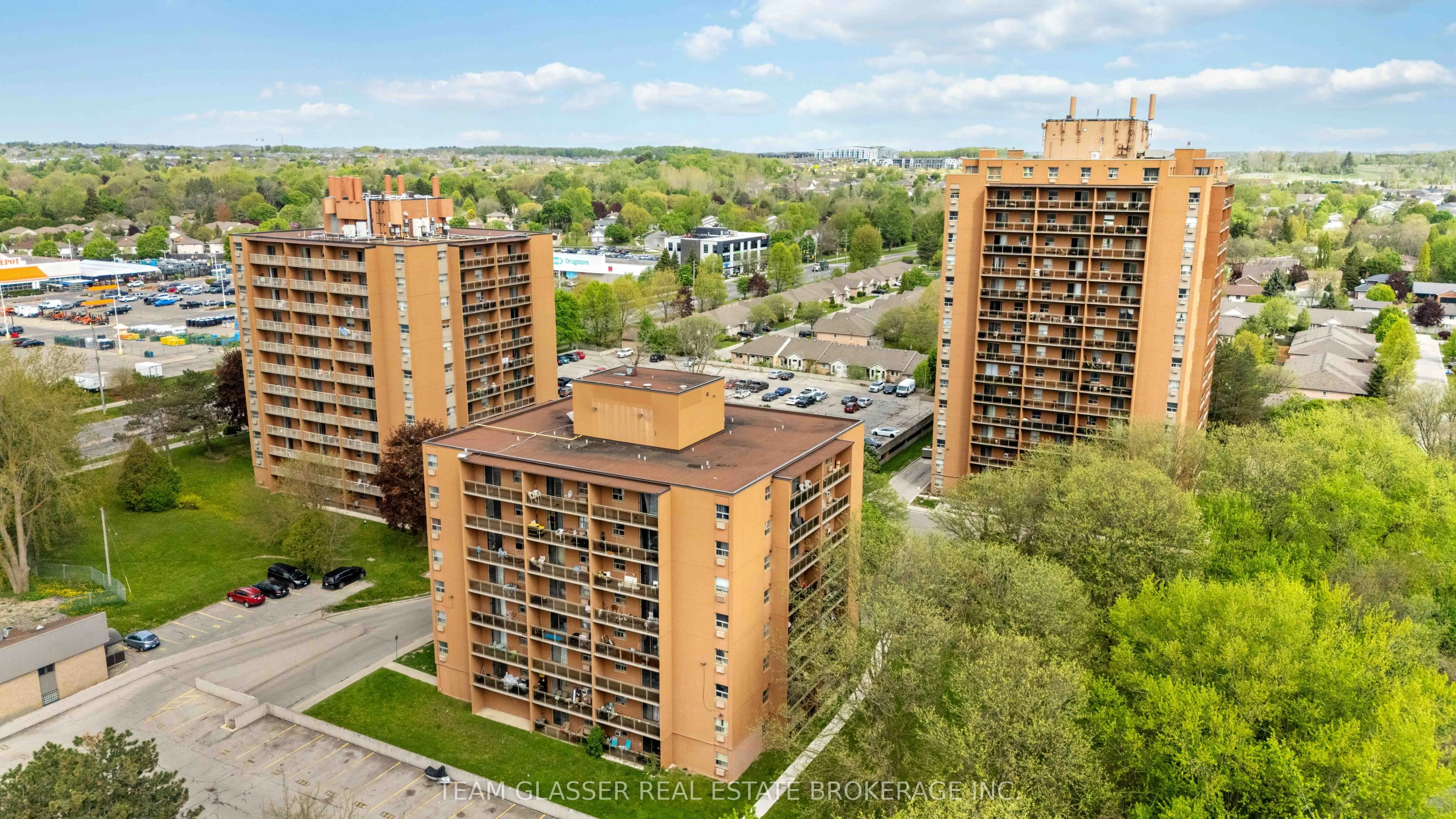 1560 Adelaide Street N #188