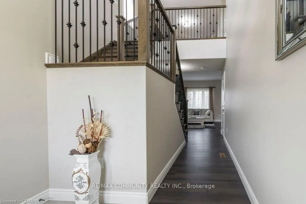 94 Redwood Drive