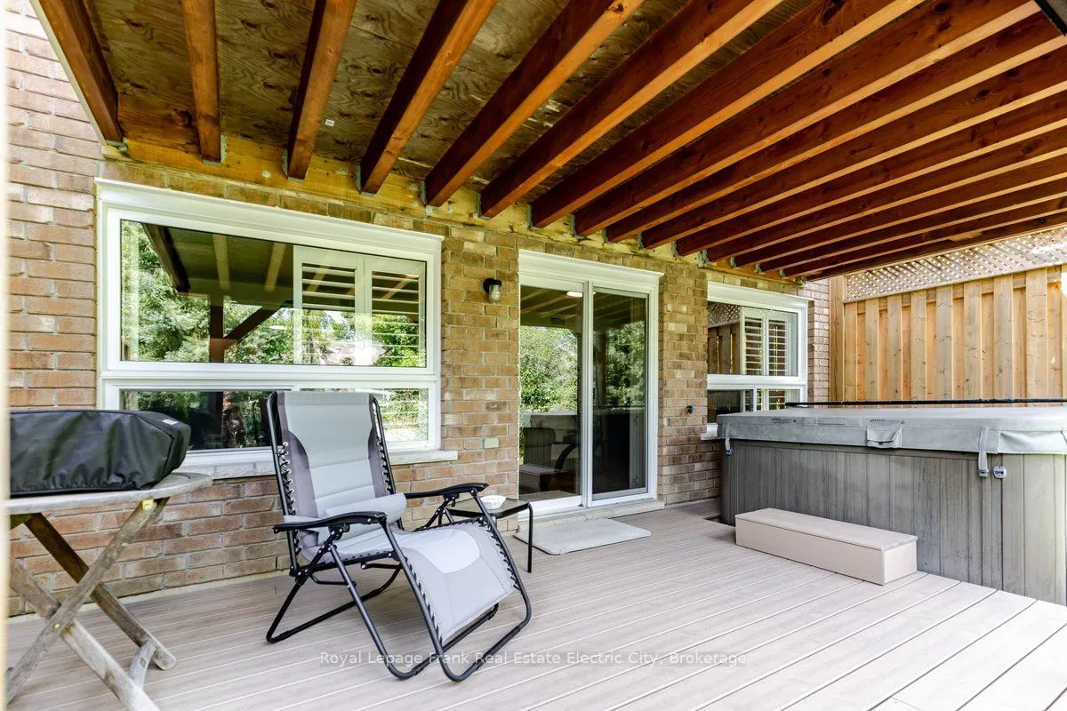 919 Wentworth Street #5