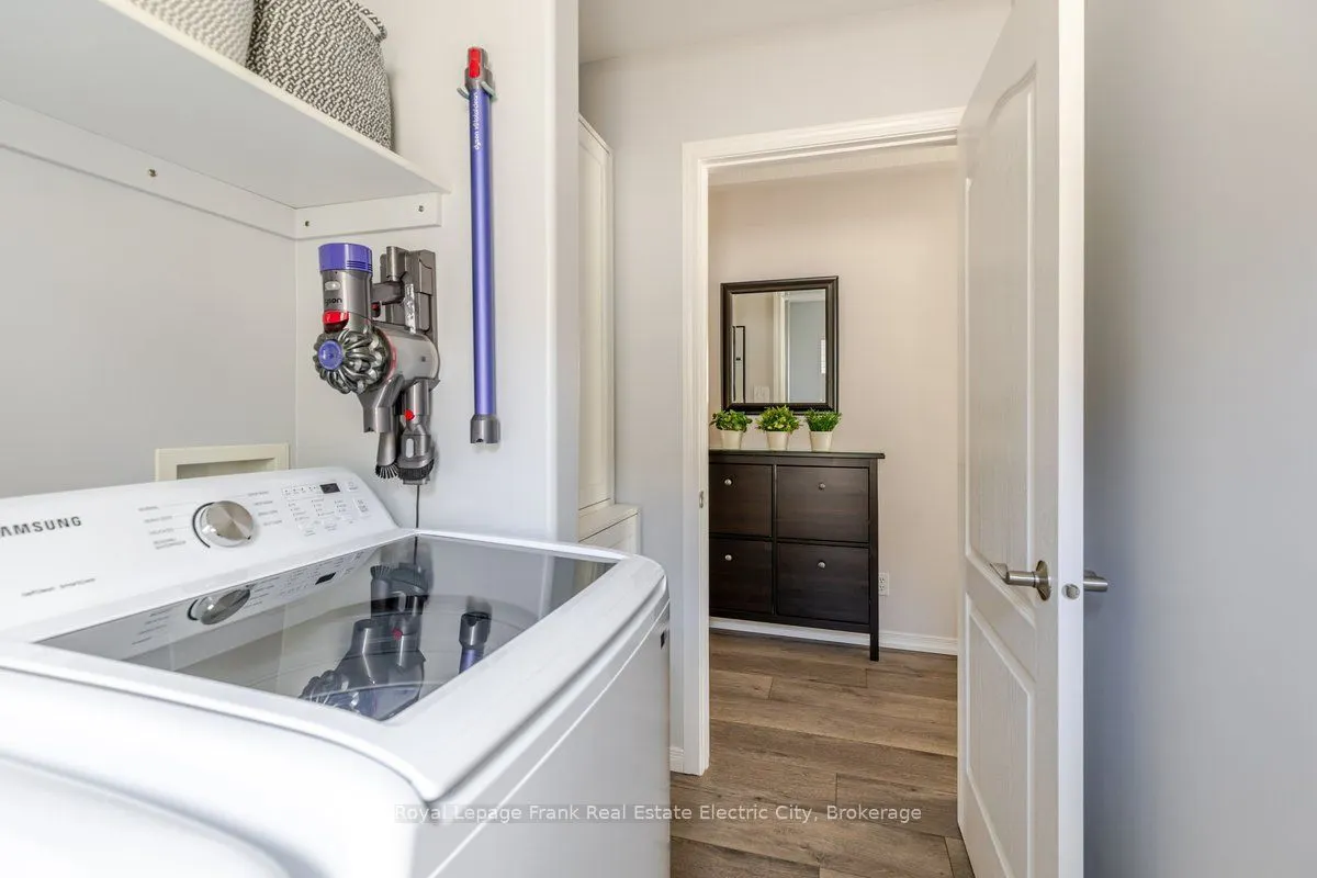 919 Wentworth Street #5