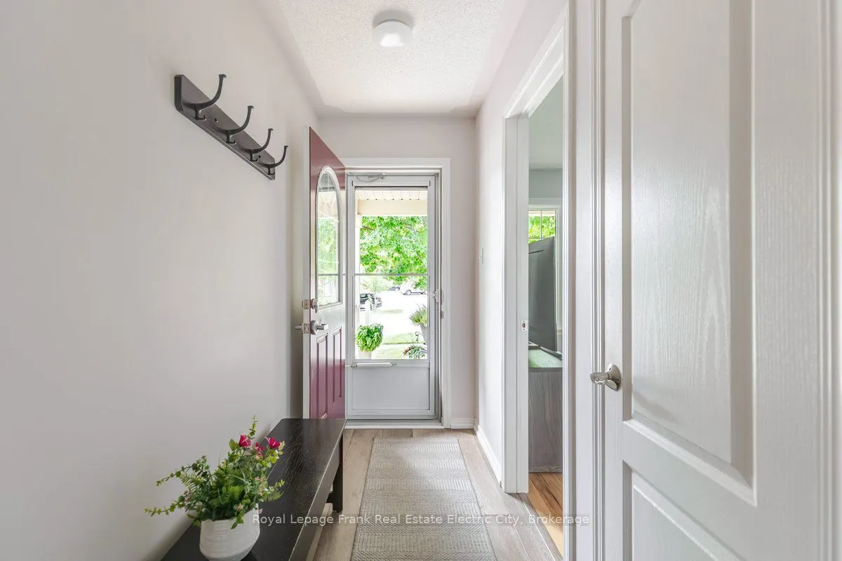 919 Wentworth Street #5