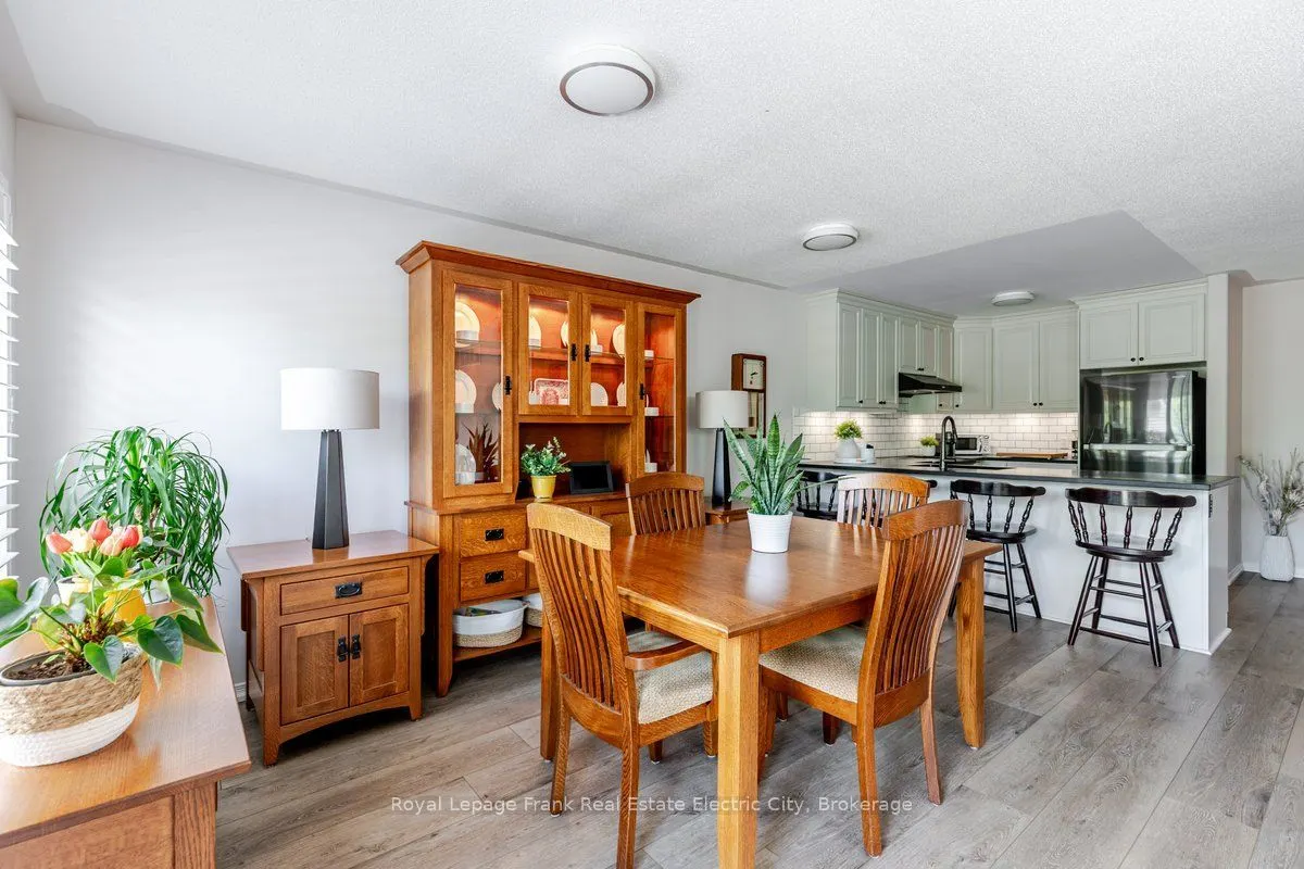 919 Wentworth Street #5