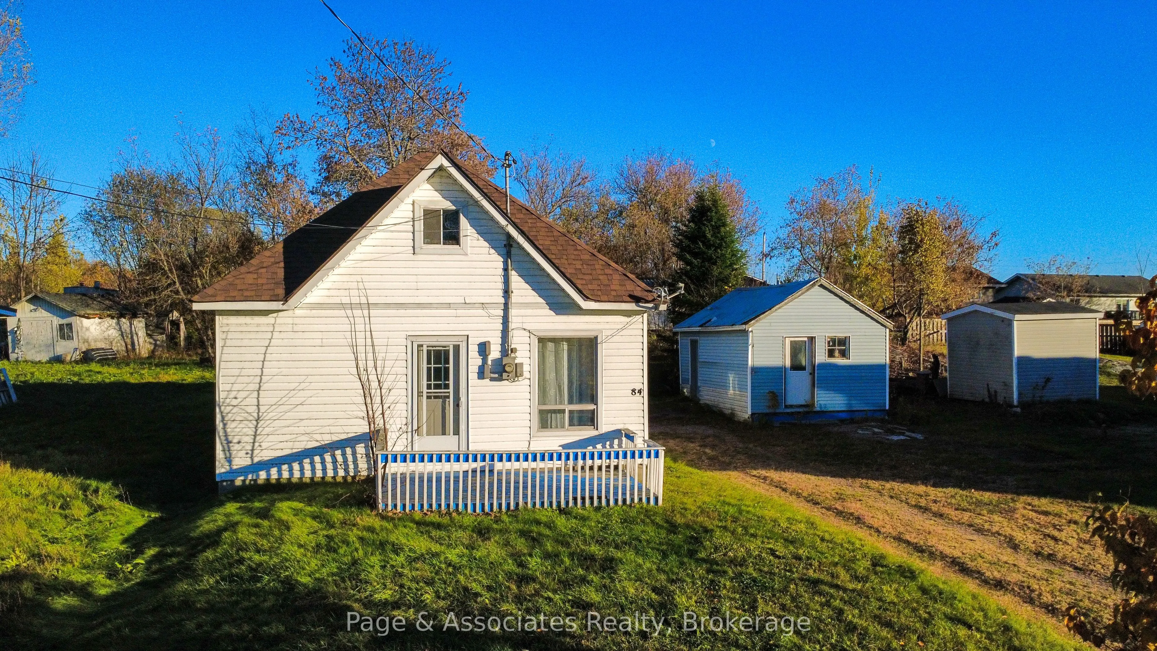 84 Cache Street