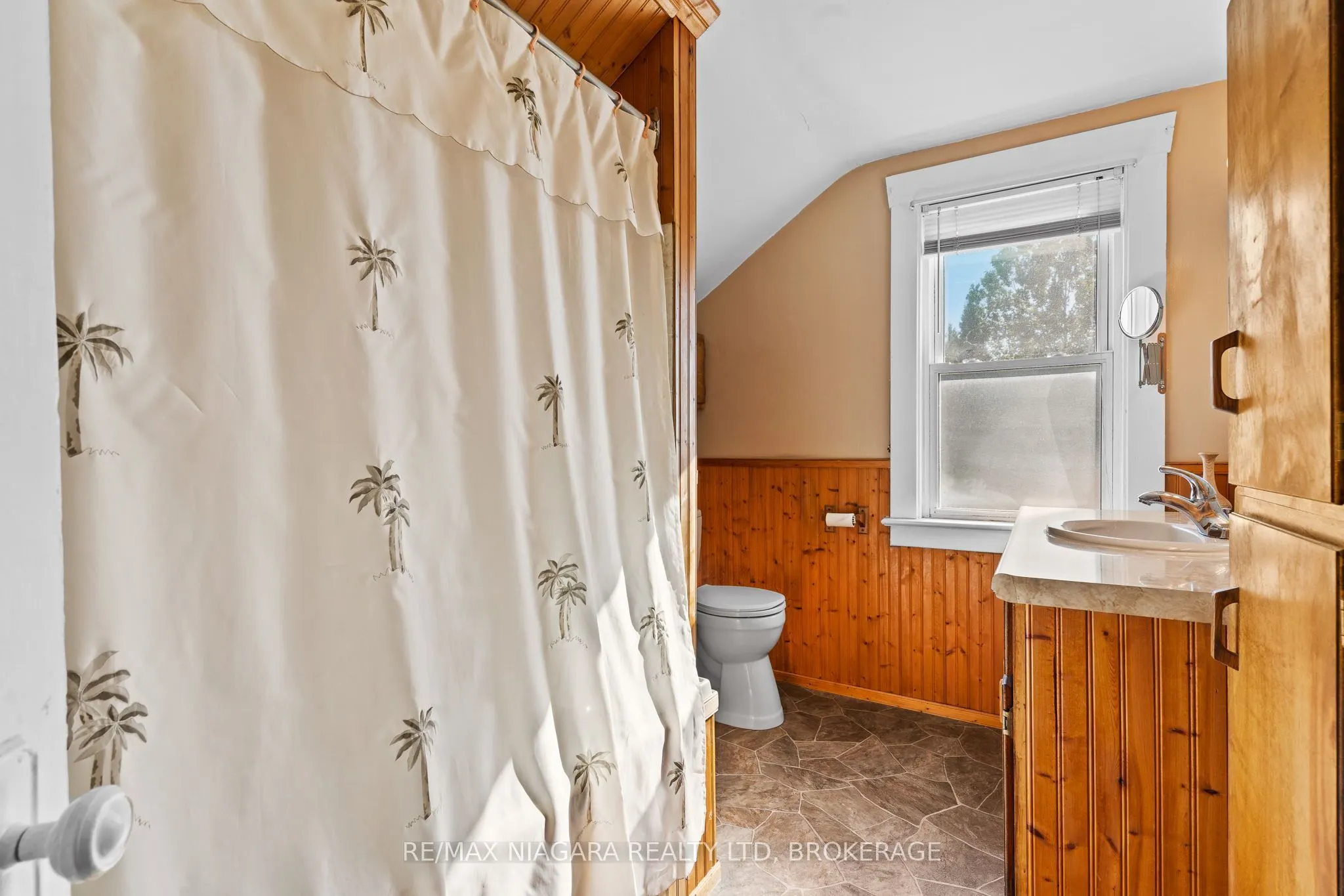 147 Chippawa Road
