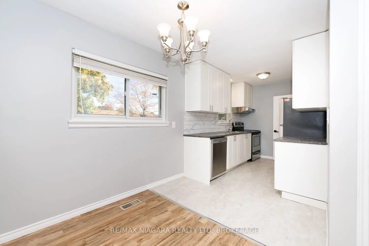 6 Broadmore Avenue