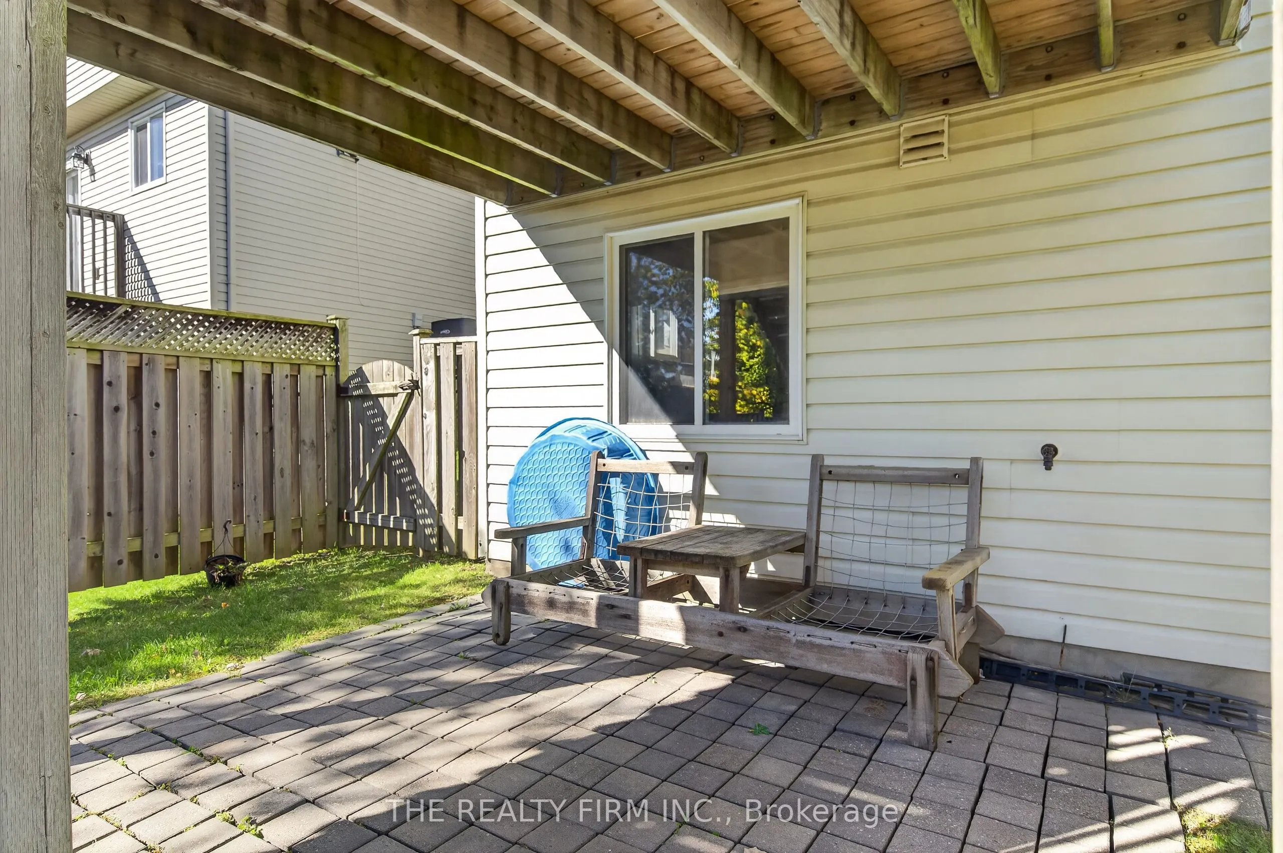 941 Thistledown Way