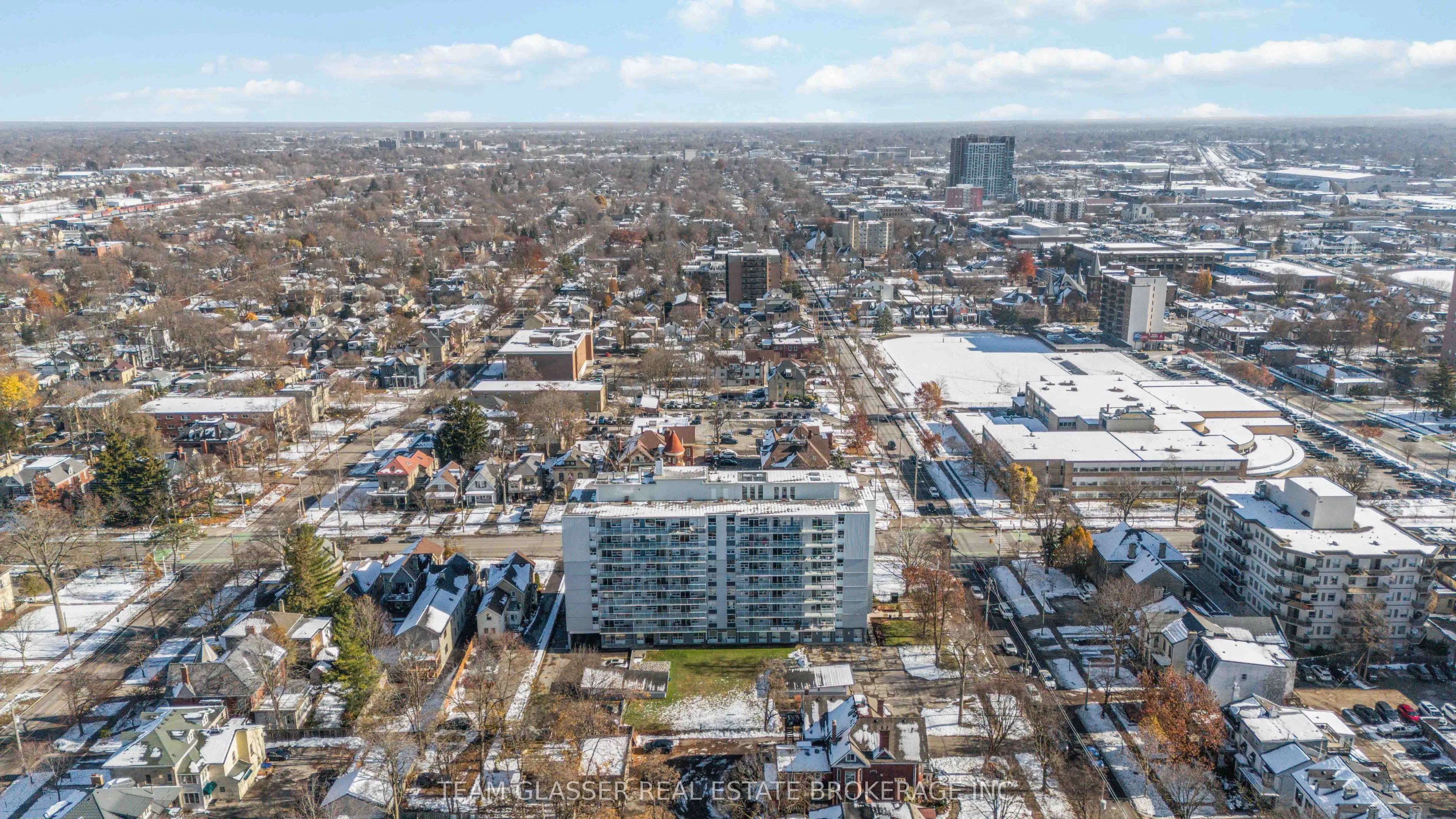 396 Queens Avenue #509