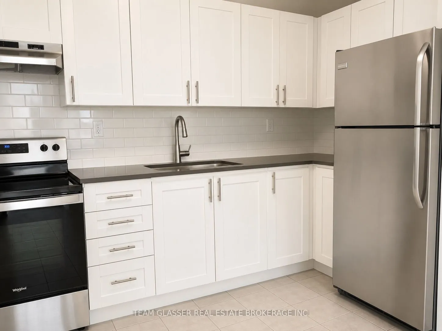 396 Queens Avenue #509