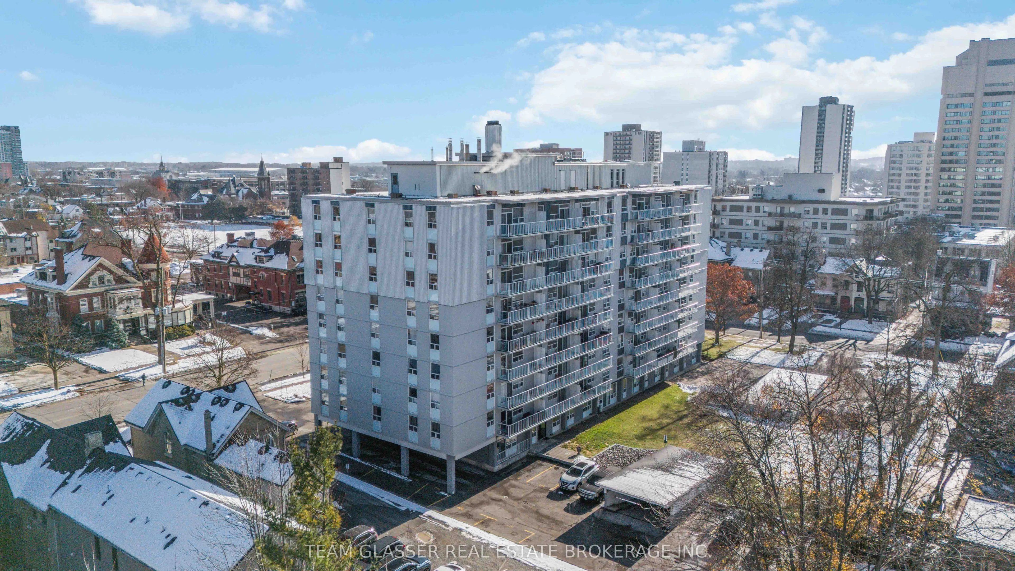 396 Queens Avenue #509