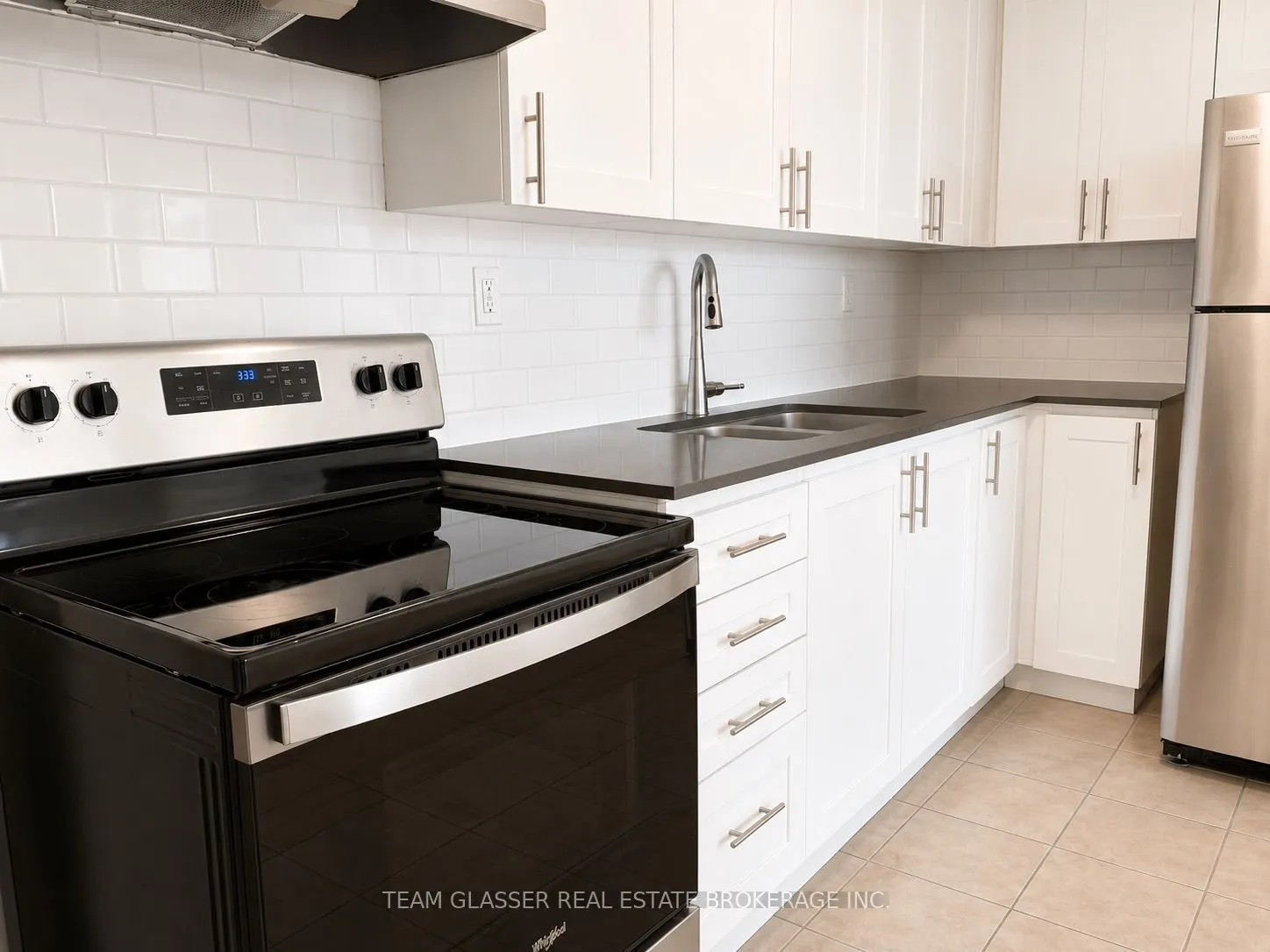 396 Queens Avenue #509
