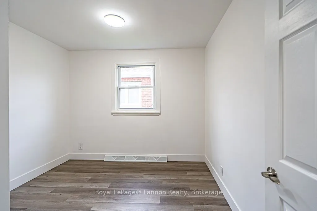 356 Kingsway Avenue