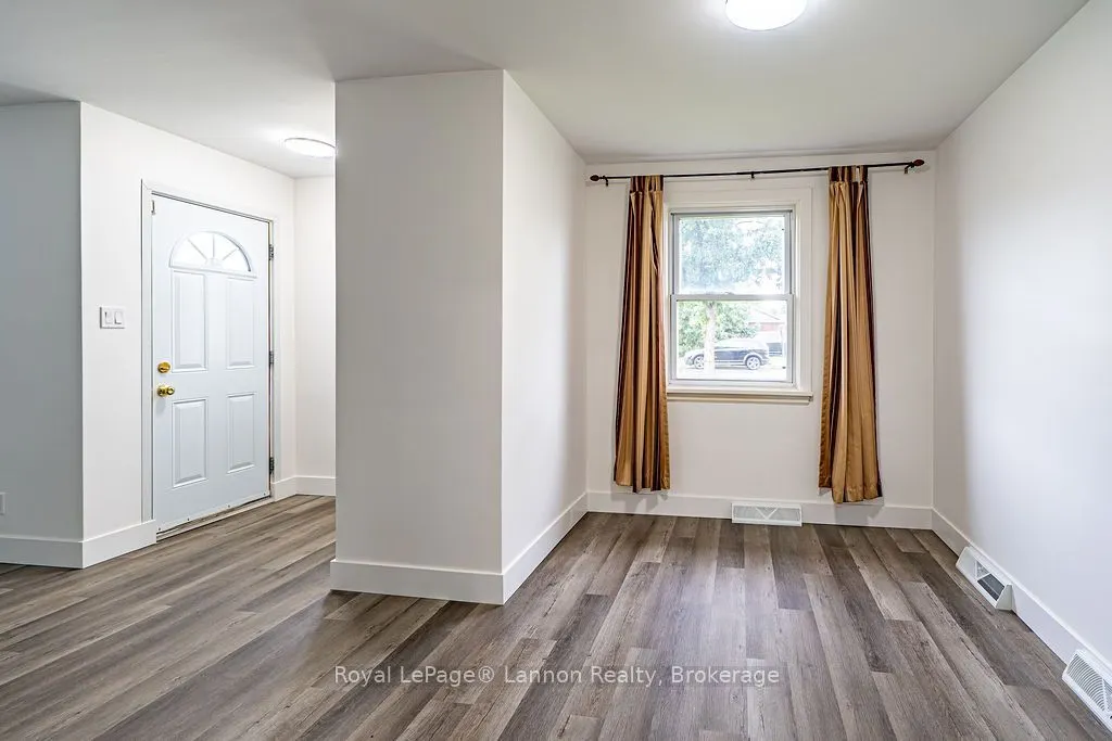 356 Kingsway Avenue