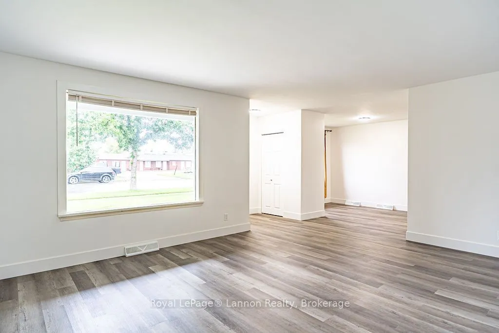 356 Kingsway Avenue