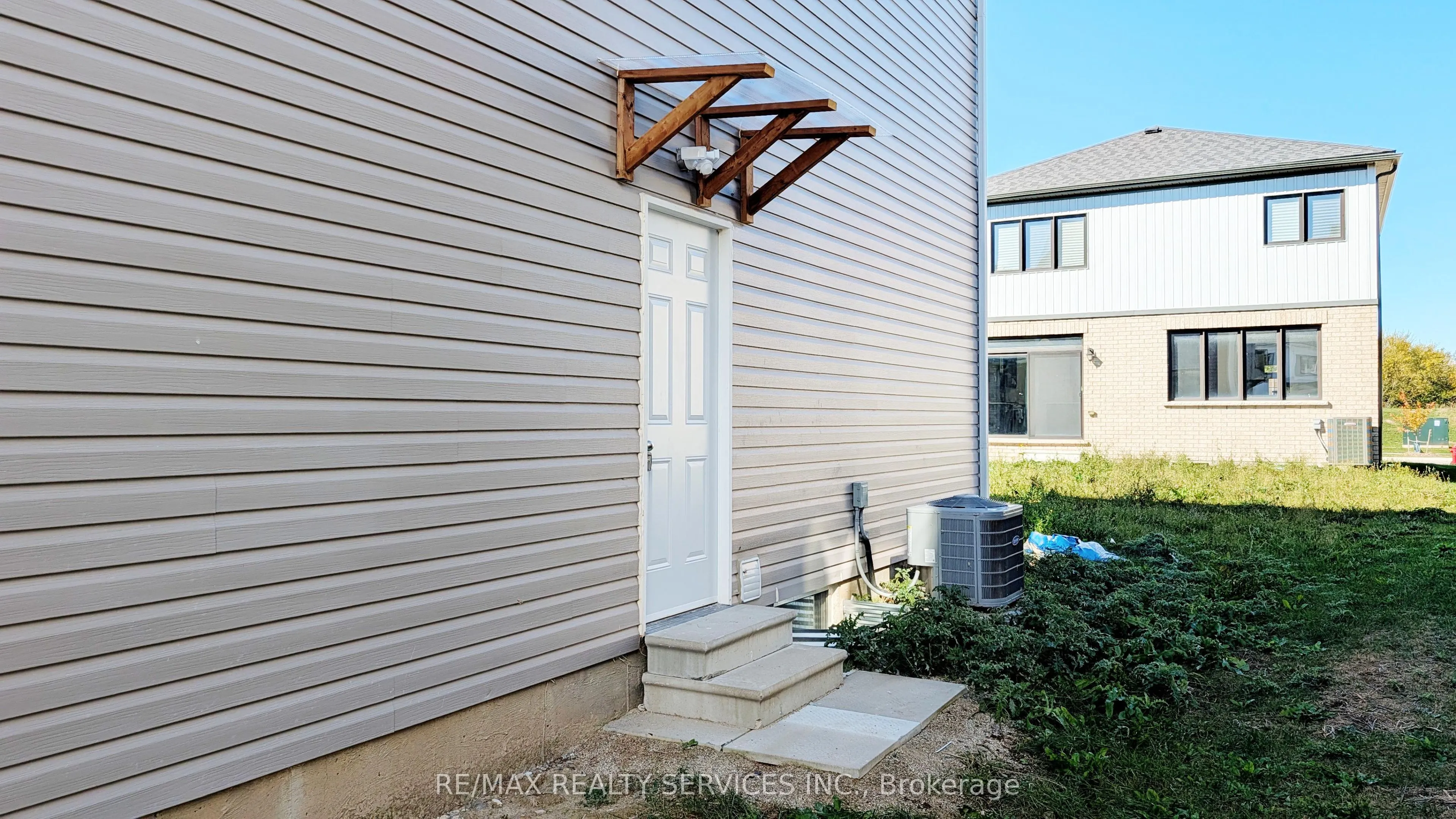 21 Keelson Street #BASMENT