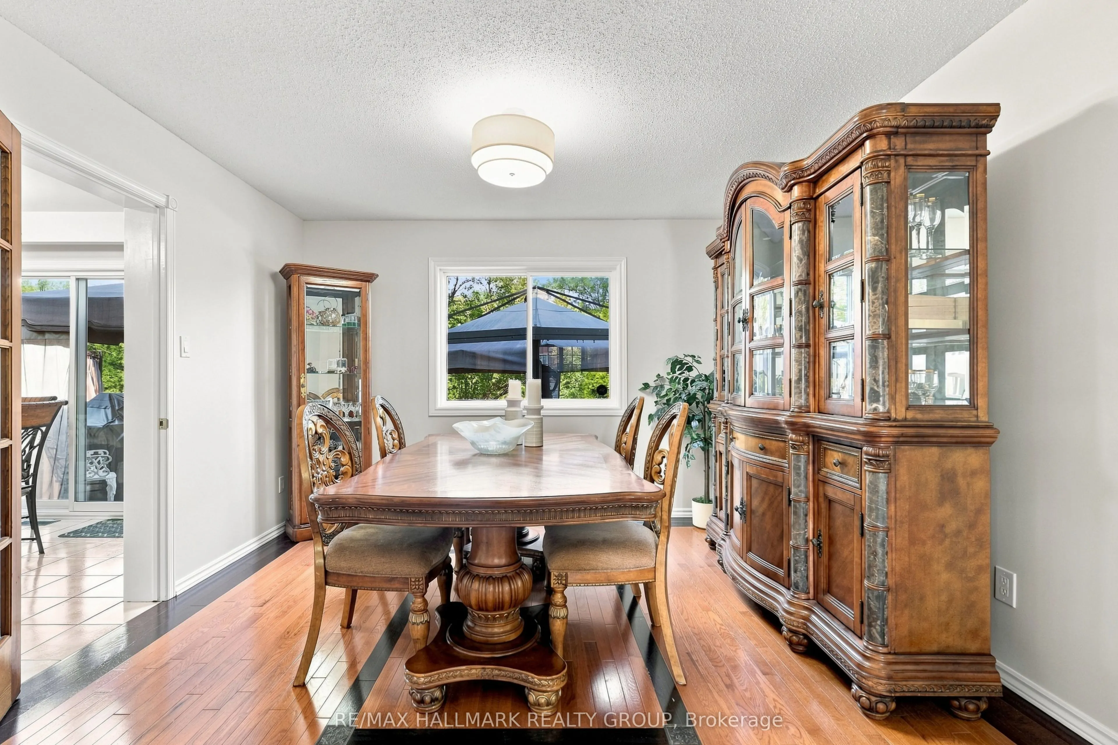 609 Tourelle Drive