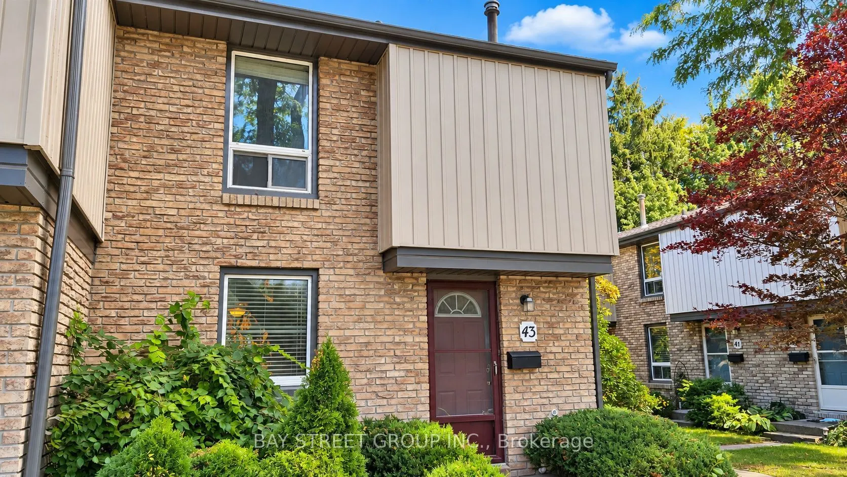 302 Vine Street #43