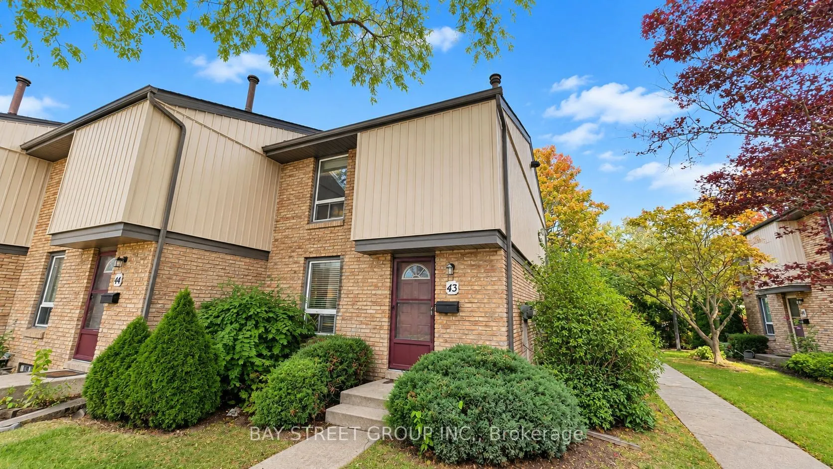 302 Vine Street #43