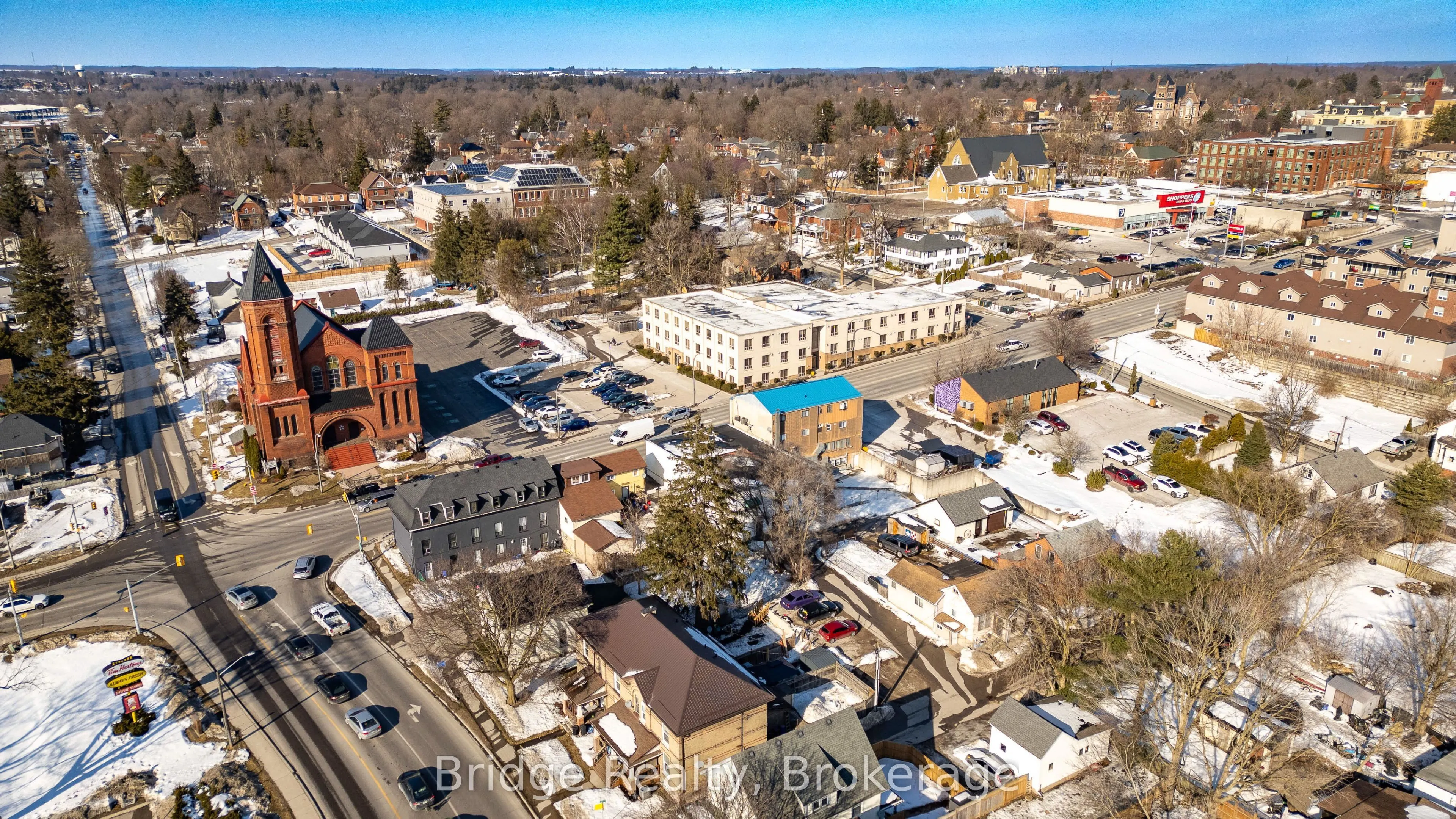 290 Dundas Street