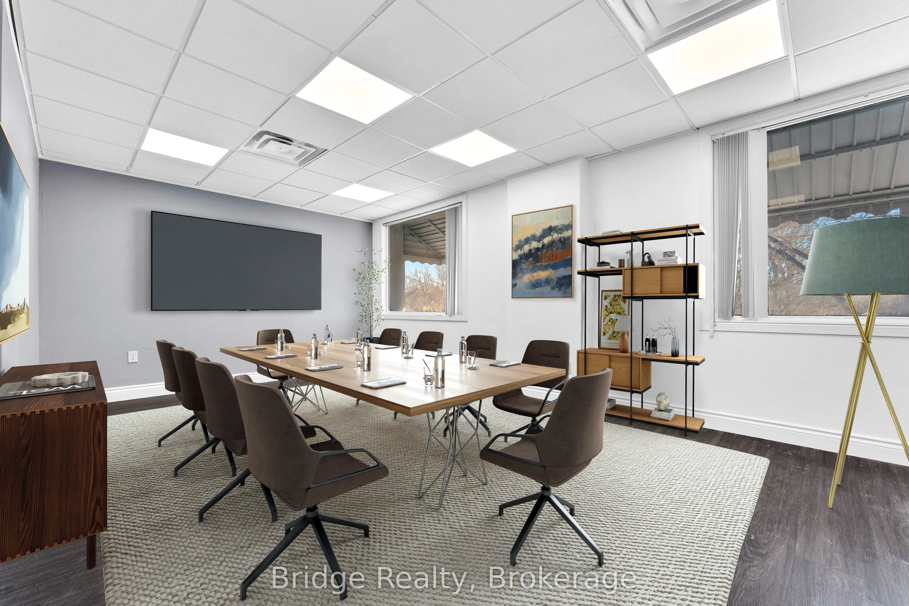 290 Dundas Street