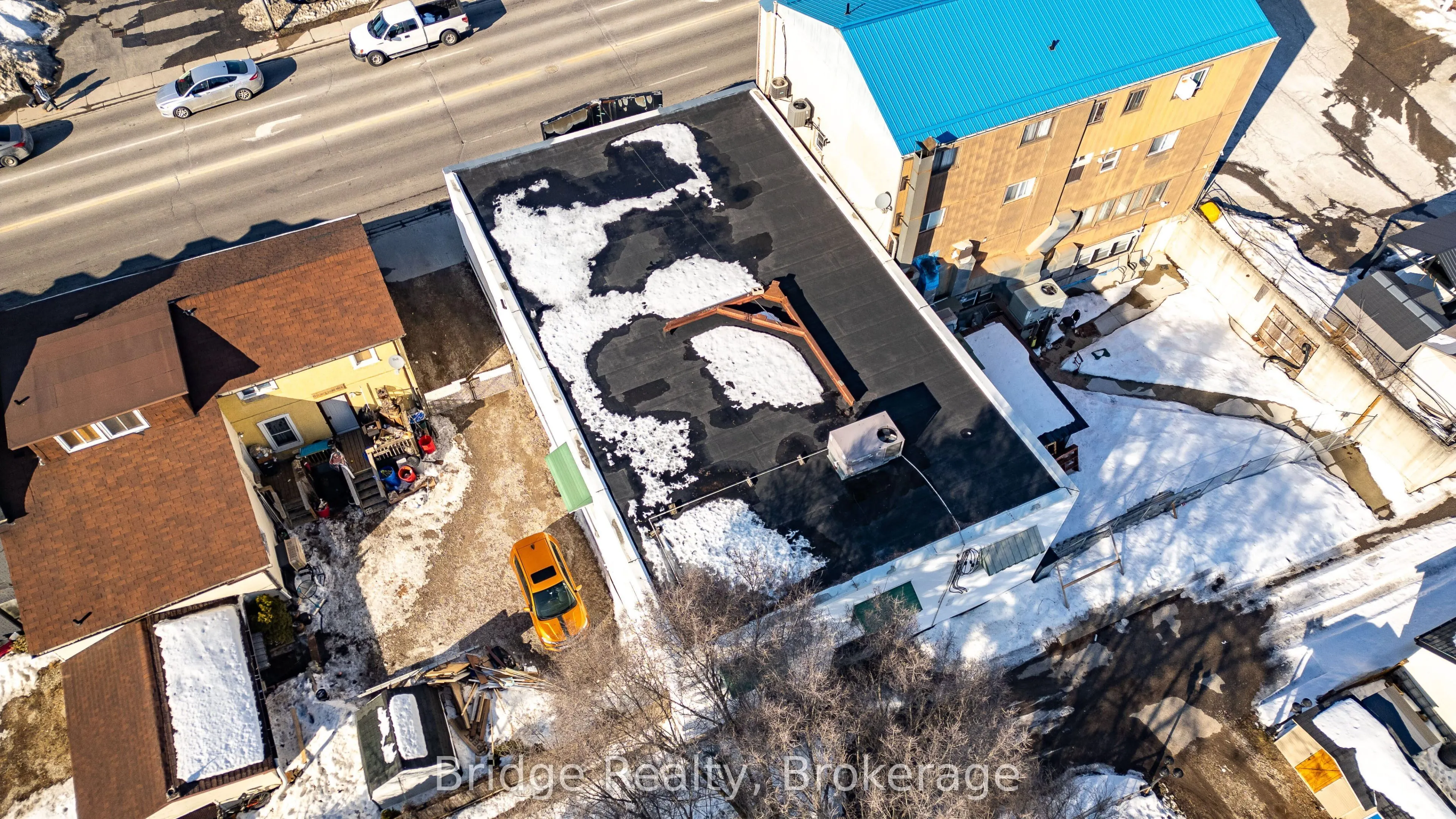 290 Dundas Street