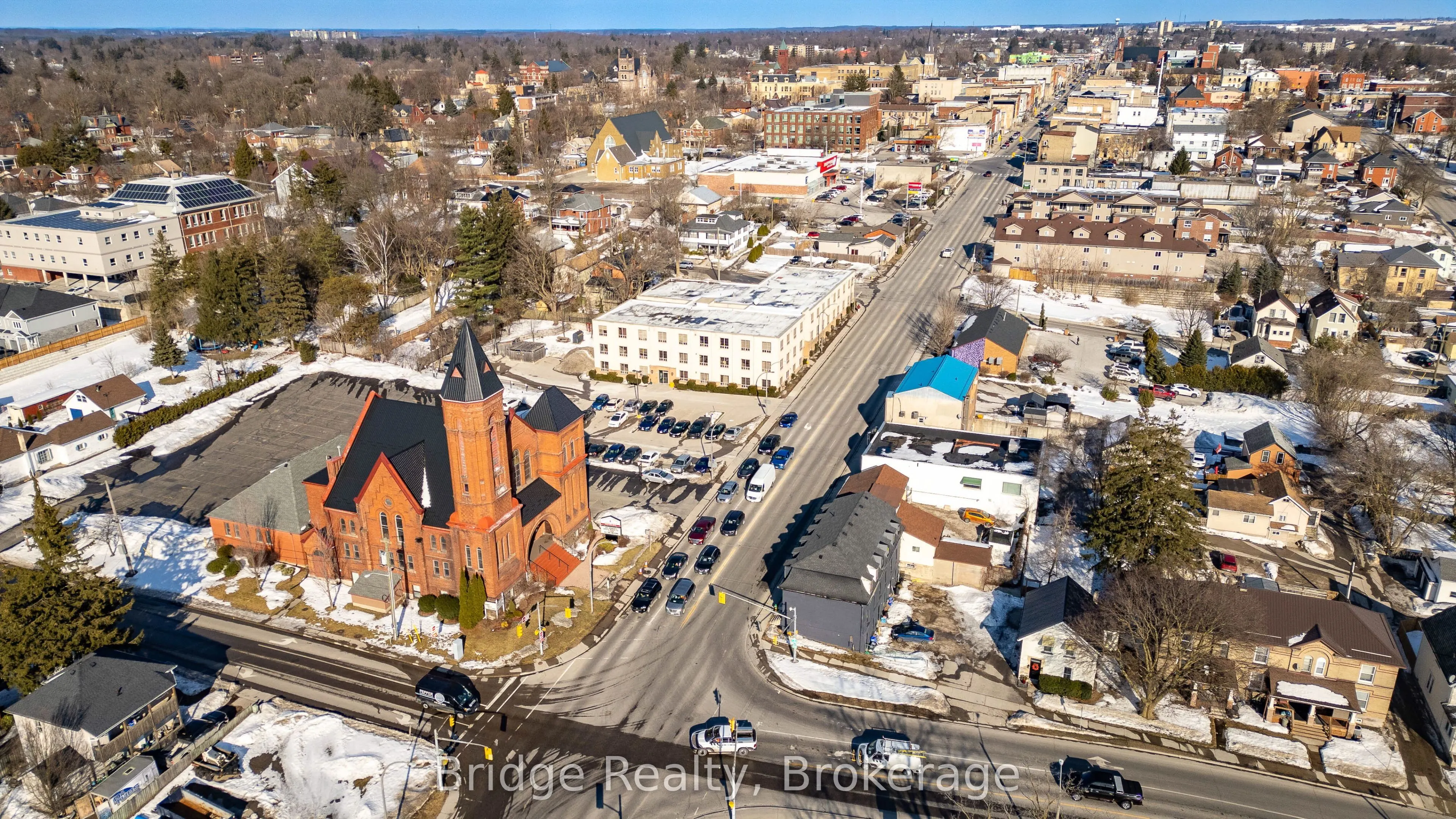 290 Dundas Street