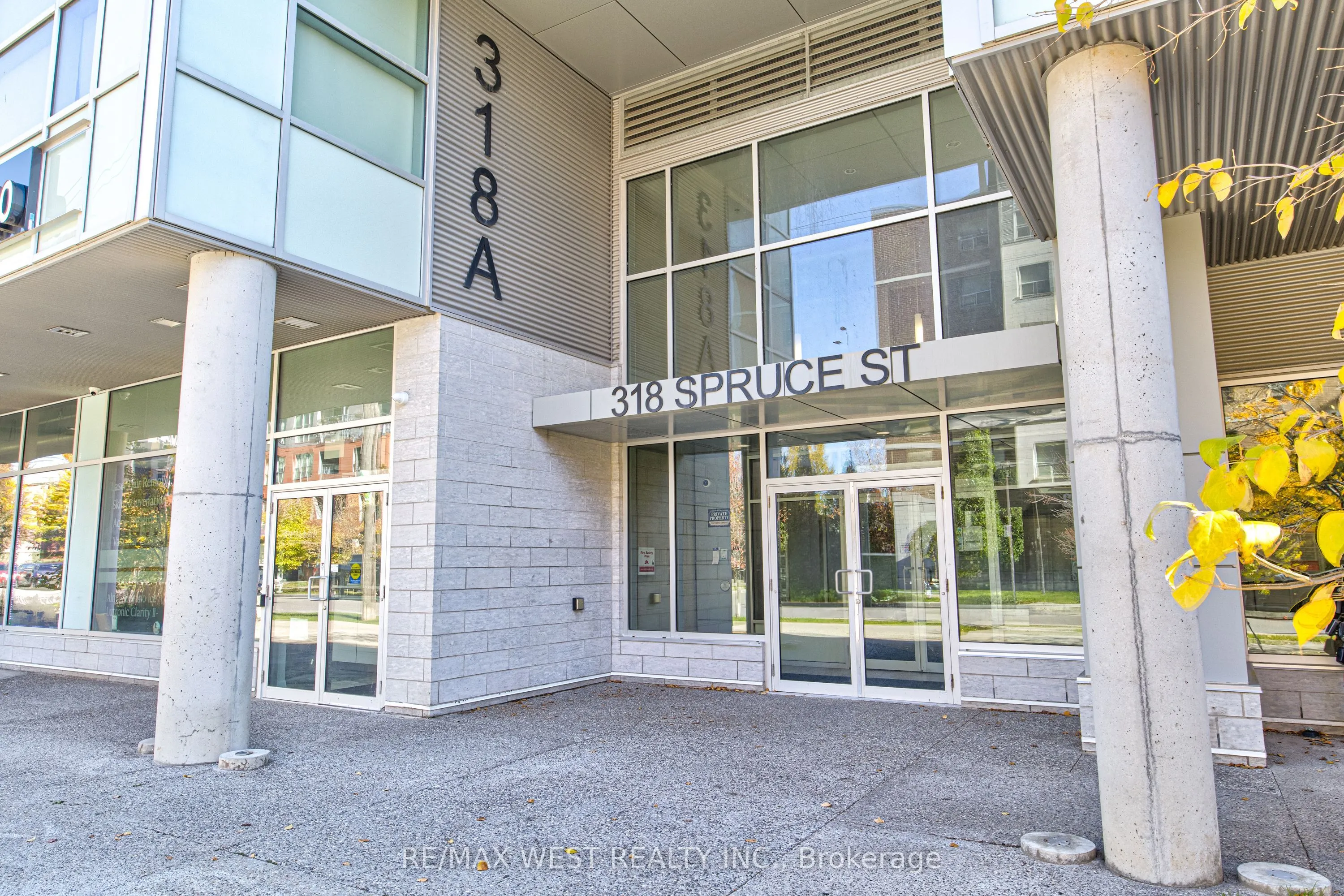 318 Spruce Street #215