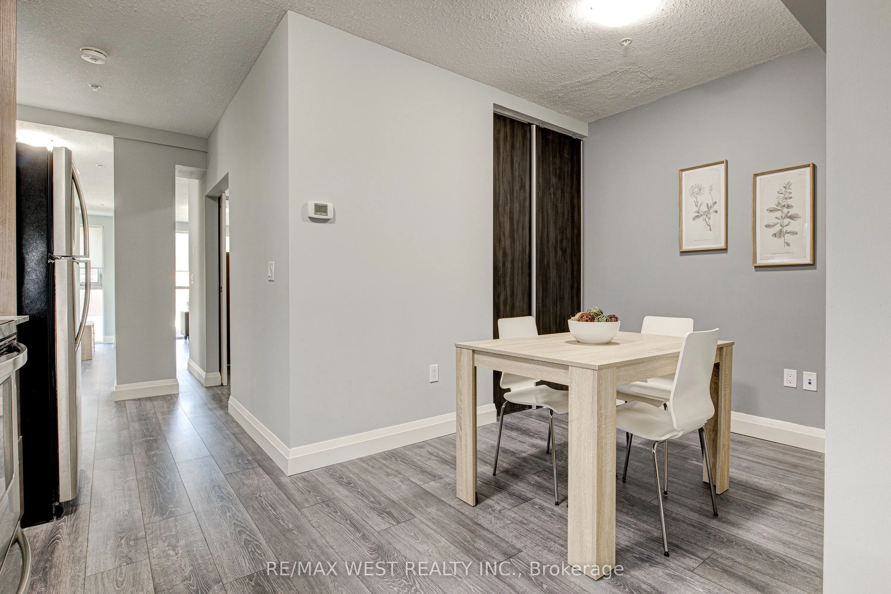 318 Spruce Street #215