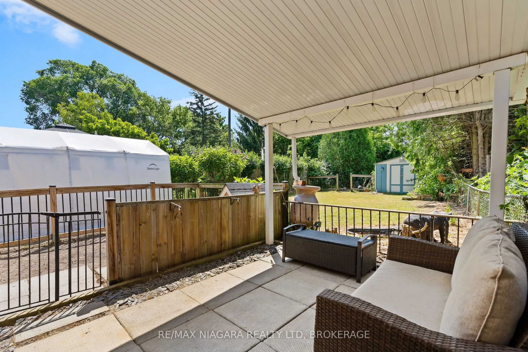 63 Hodgkins Avenue