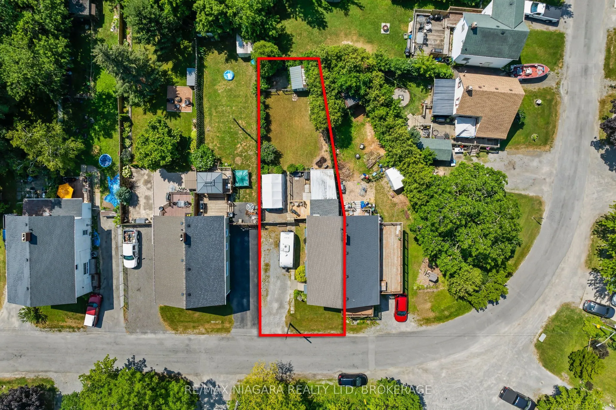 63 Hodgkins Avenue