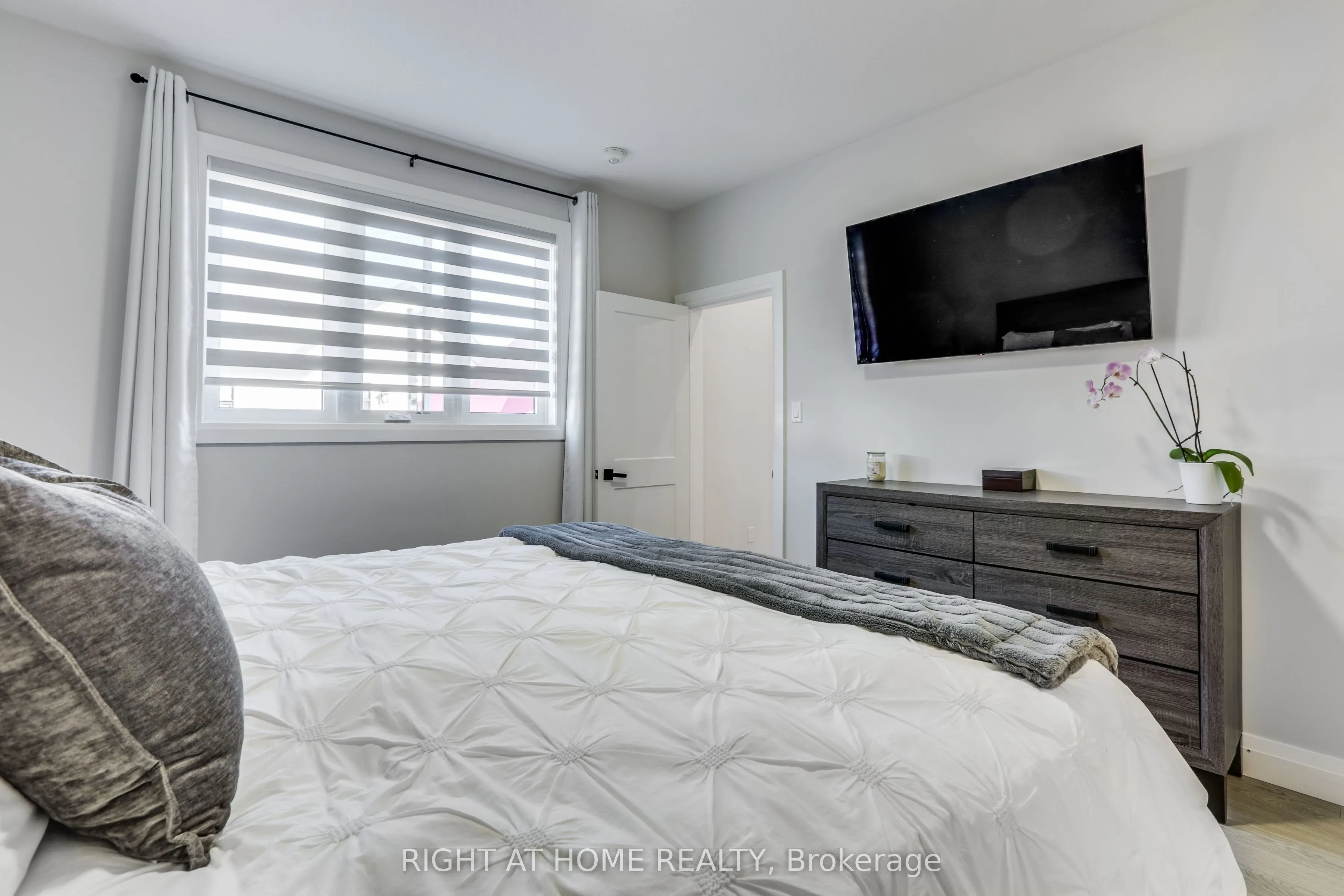 26 Compass Trail