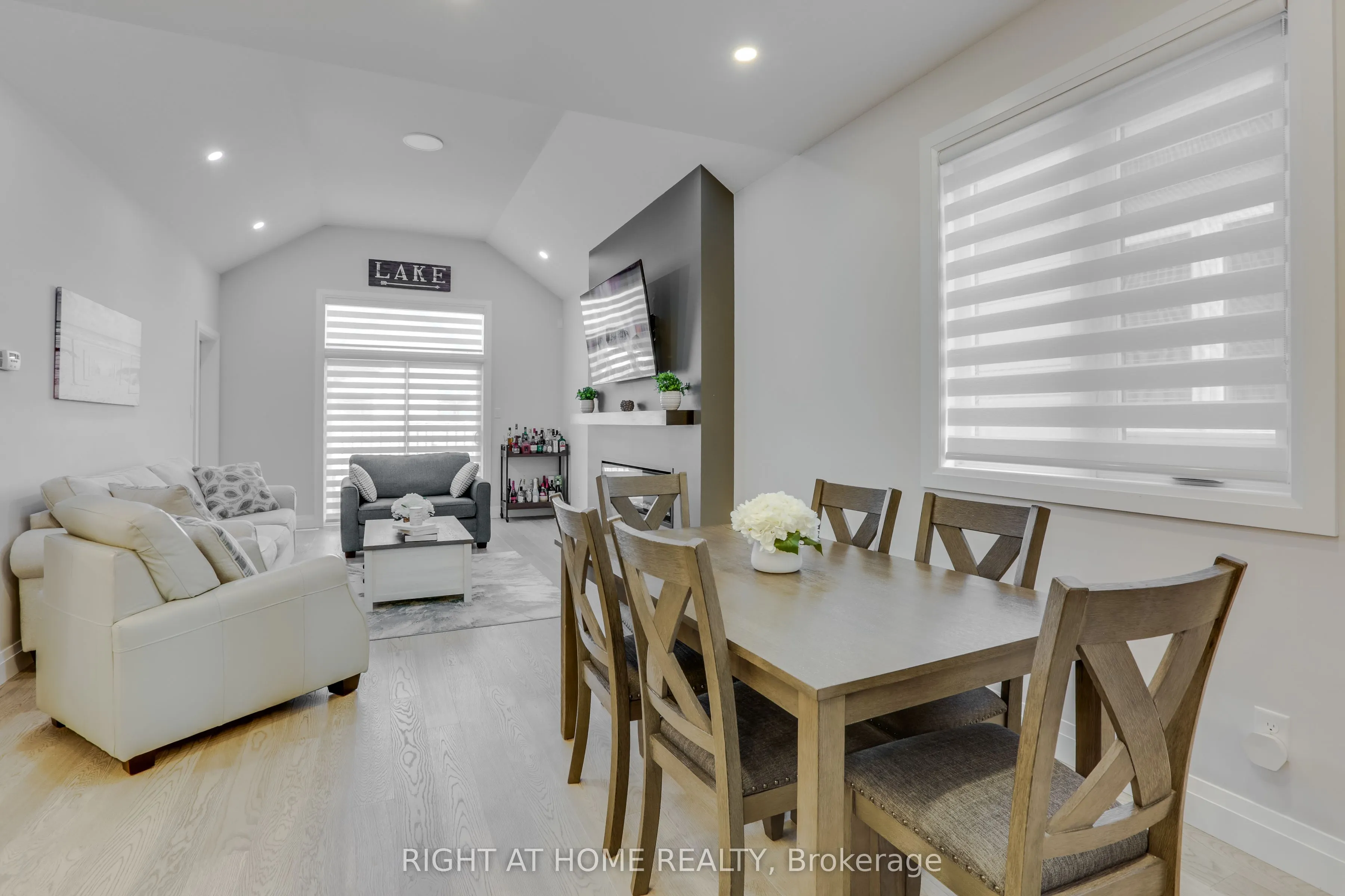 26 Compass Trail