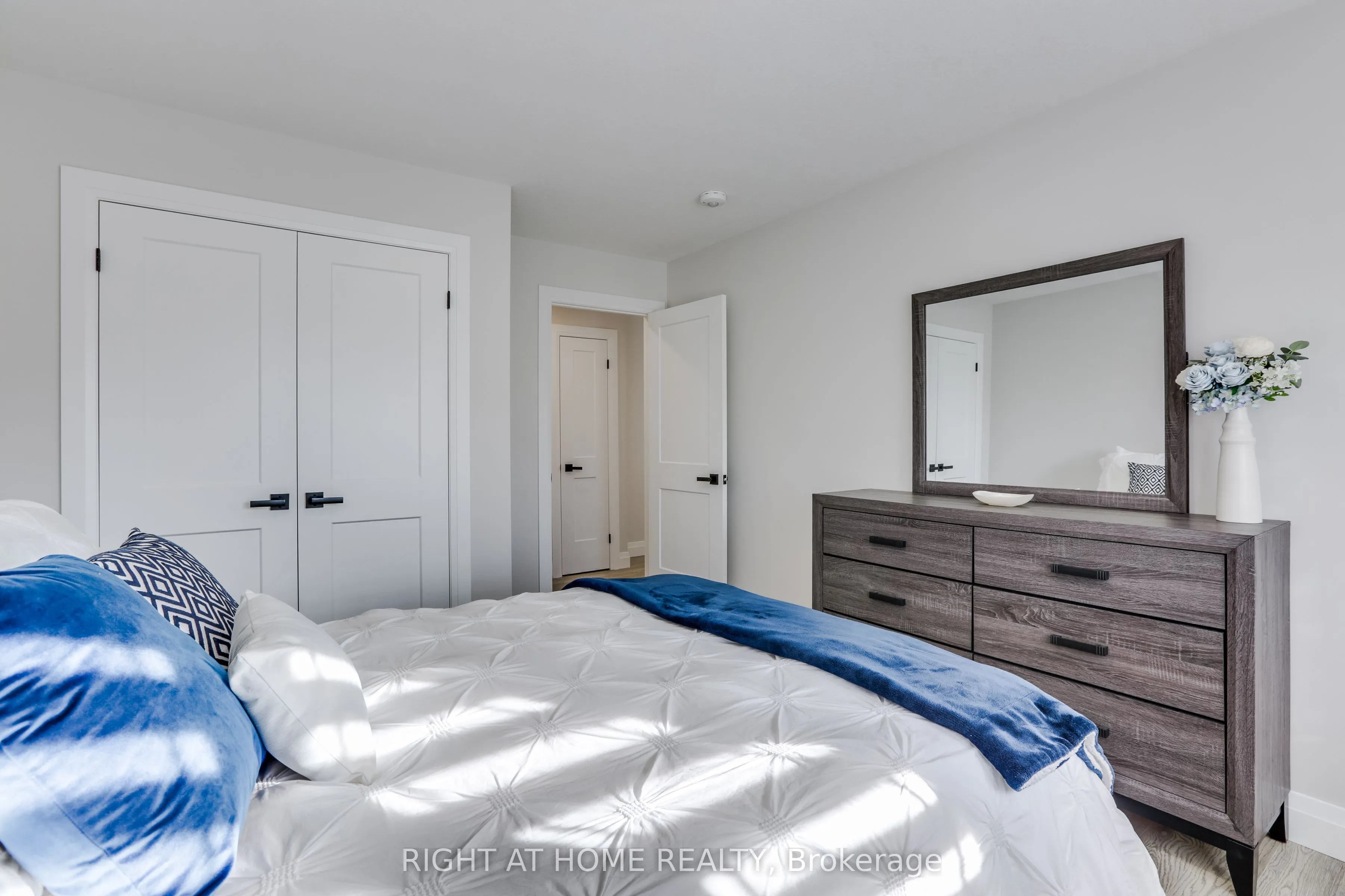 26 Compass Trail
