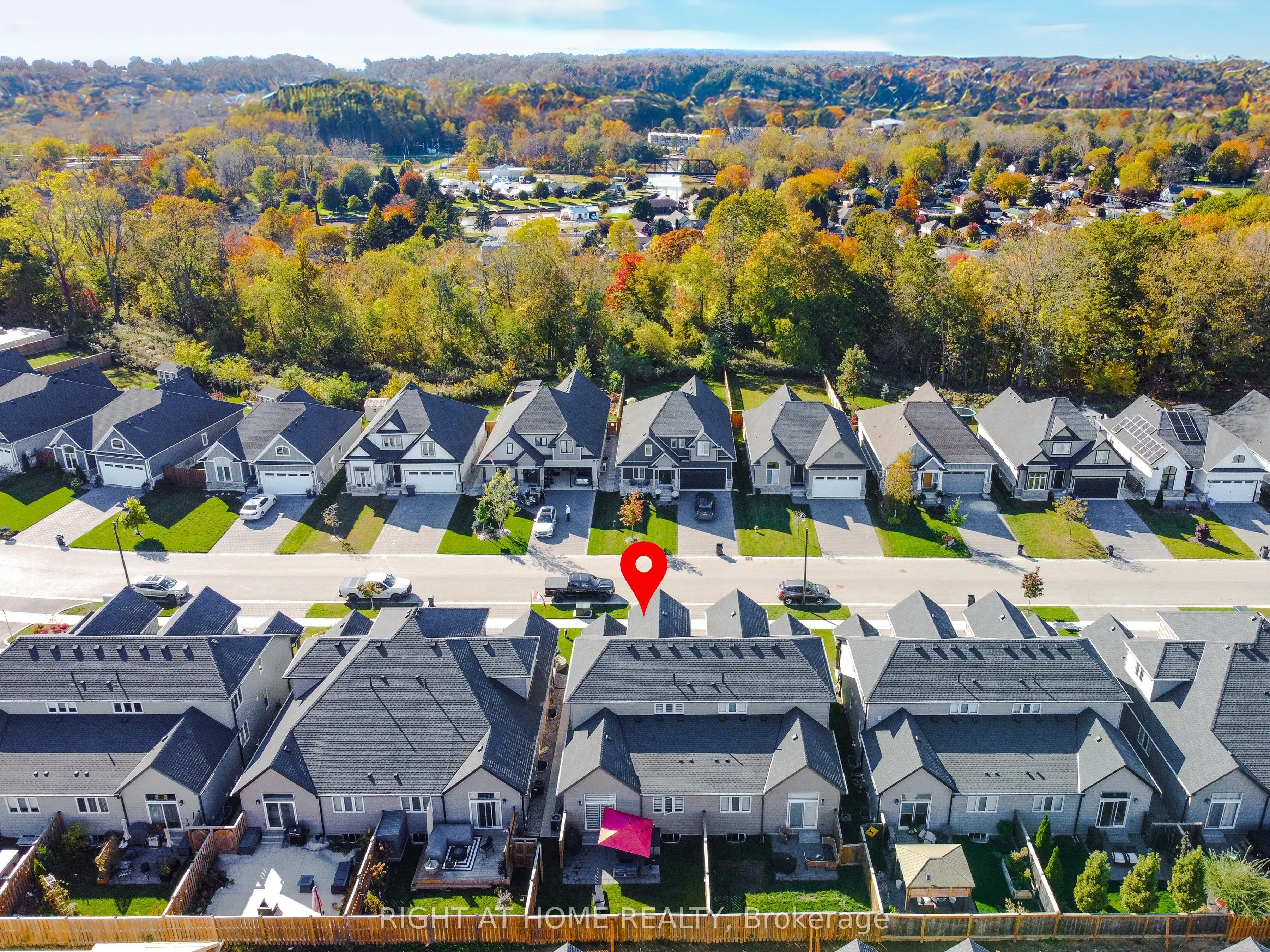 26 Compass Trail