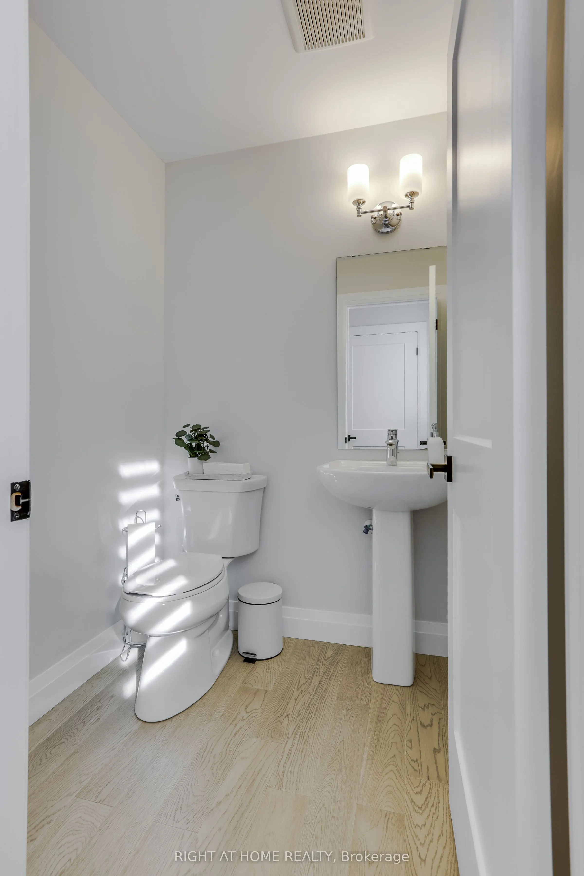 26 Compass Trail