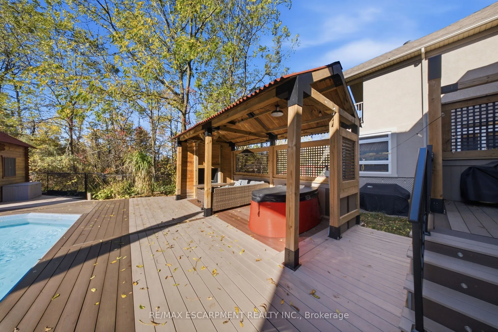 95 Tollgate Drive