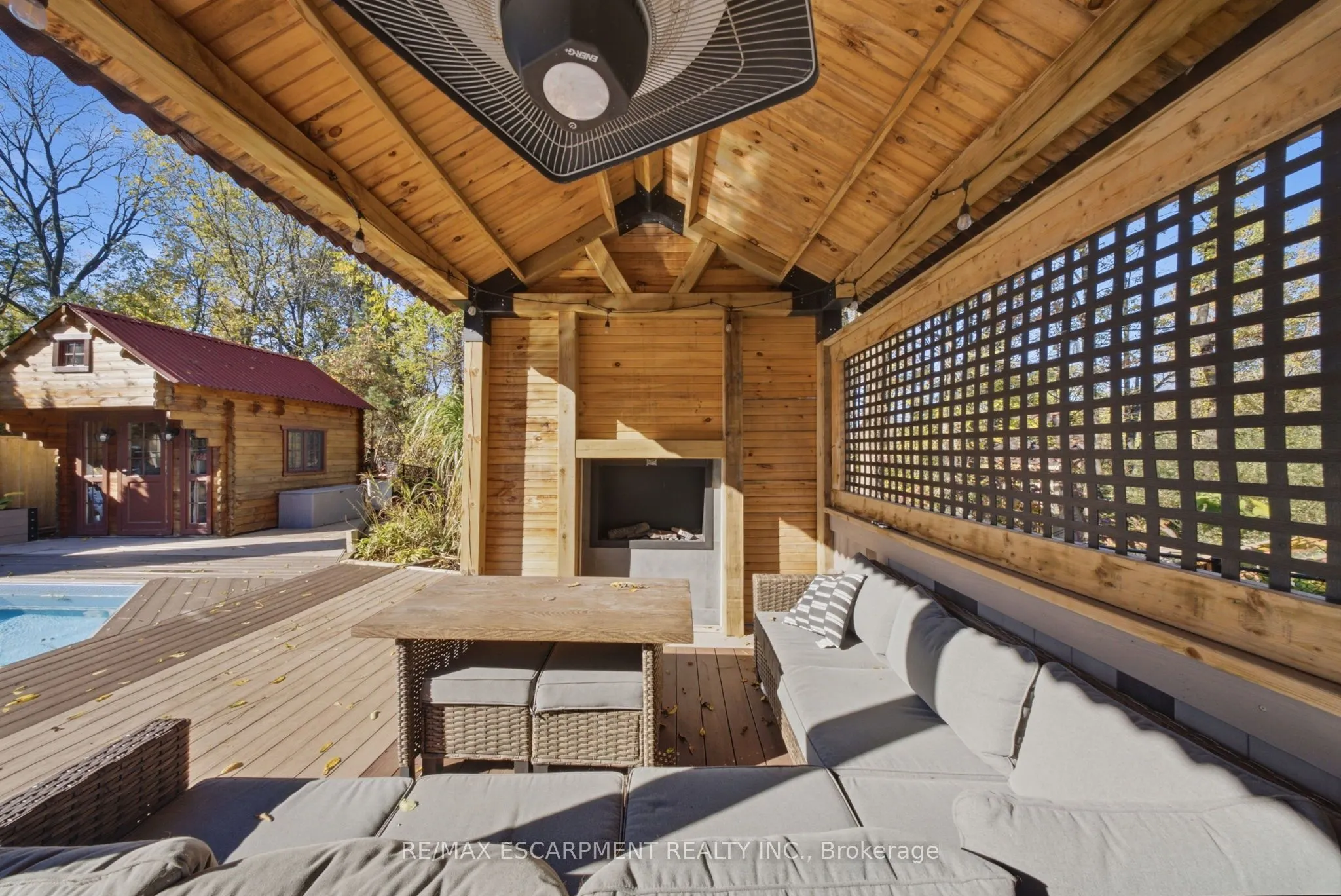 95 Tollgate Drive