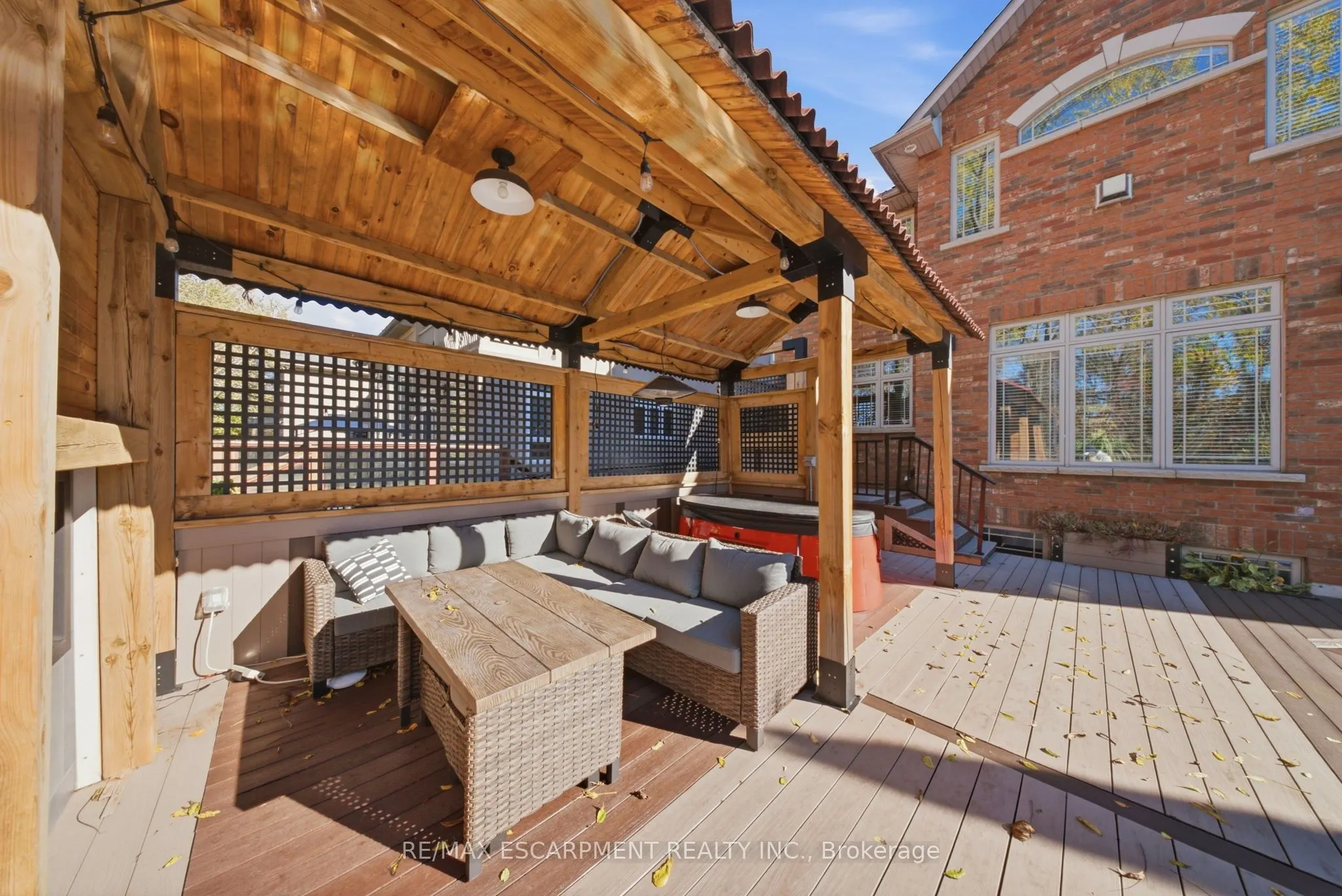 95 Tollgate Drive