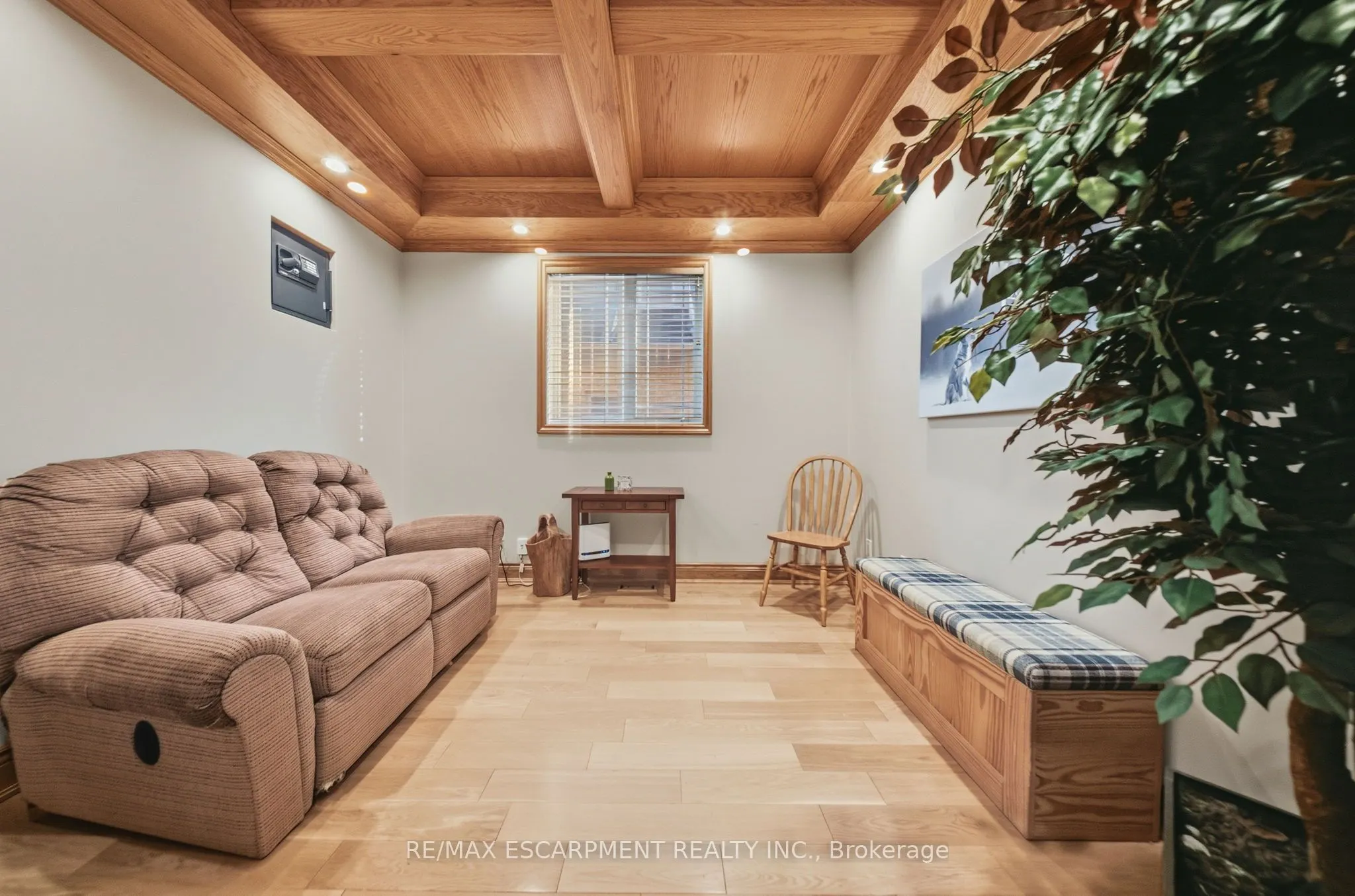 95 Tollgate Drive