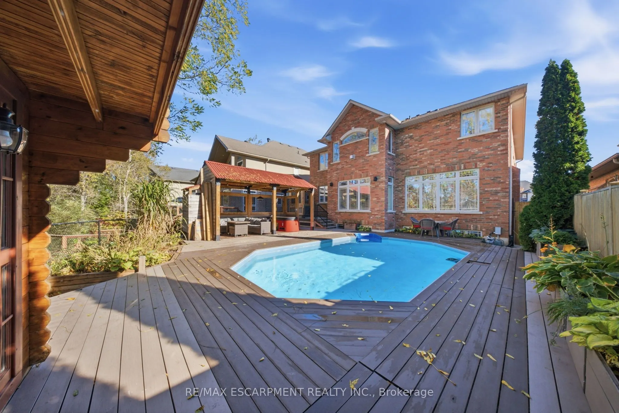 95 Tollgate Drive