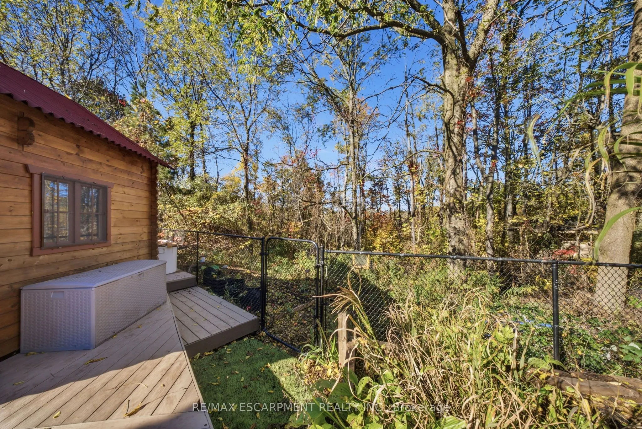 95 Tollgate Drive