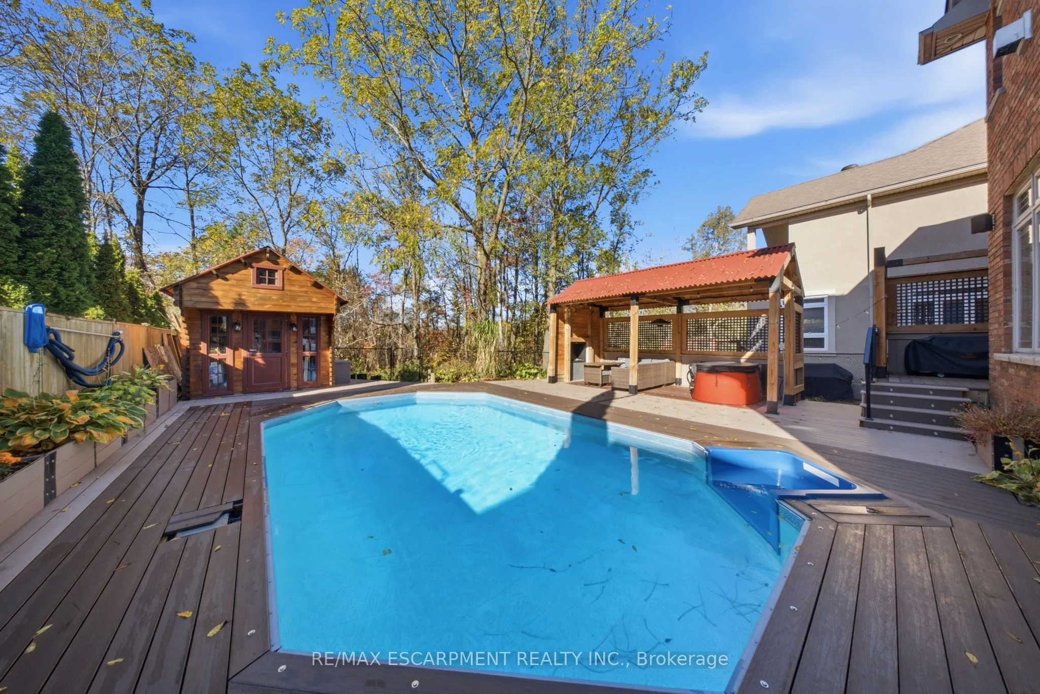 95 Tollgate Drive
