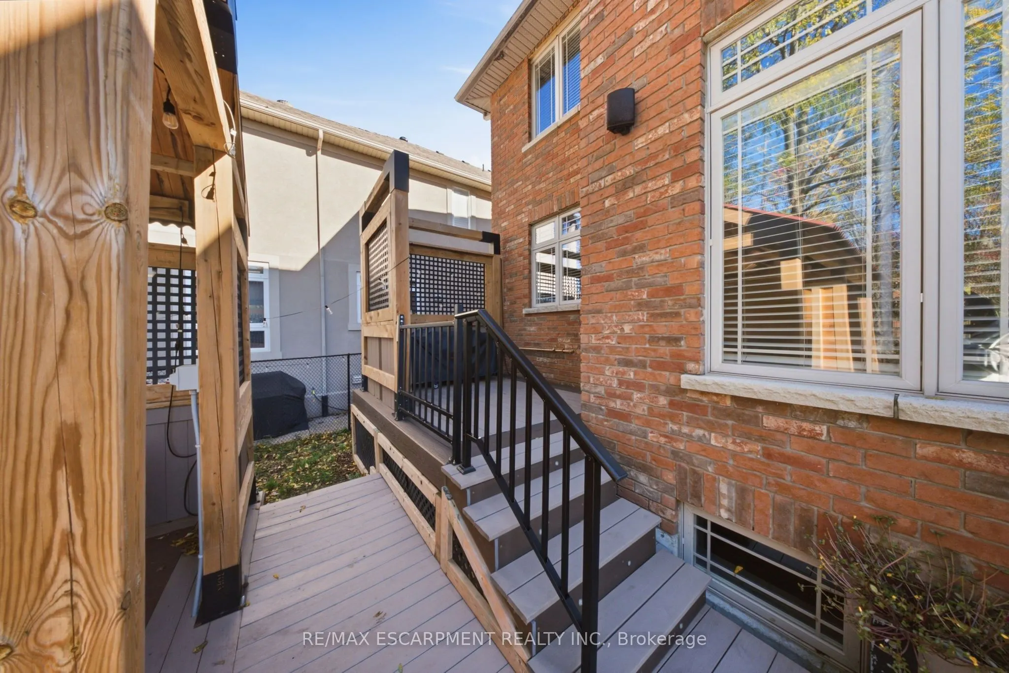 95 Tollgate Drive