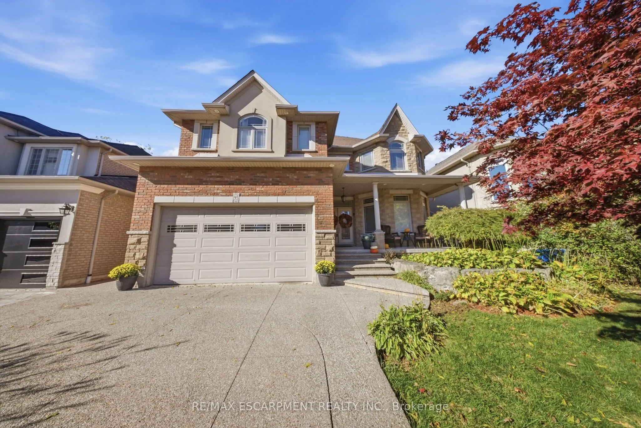 95 Tollgate Drive