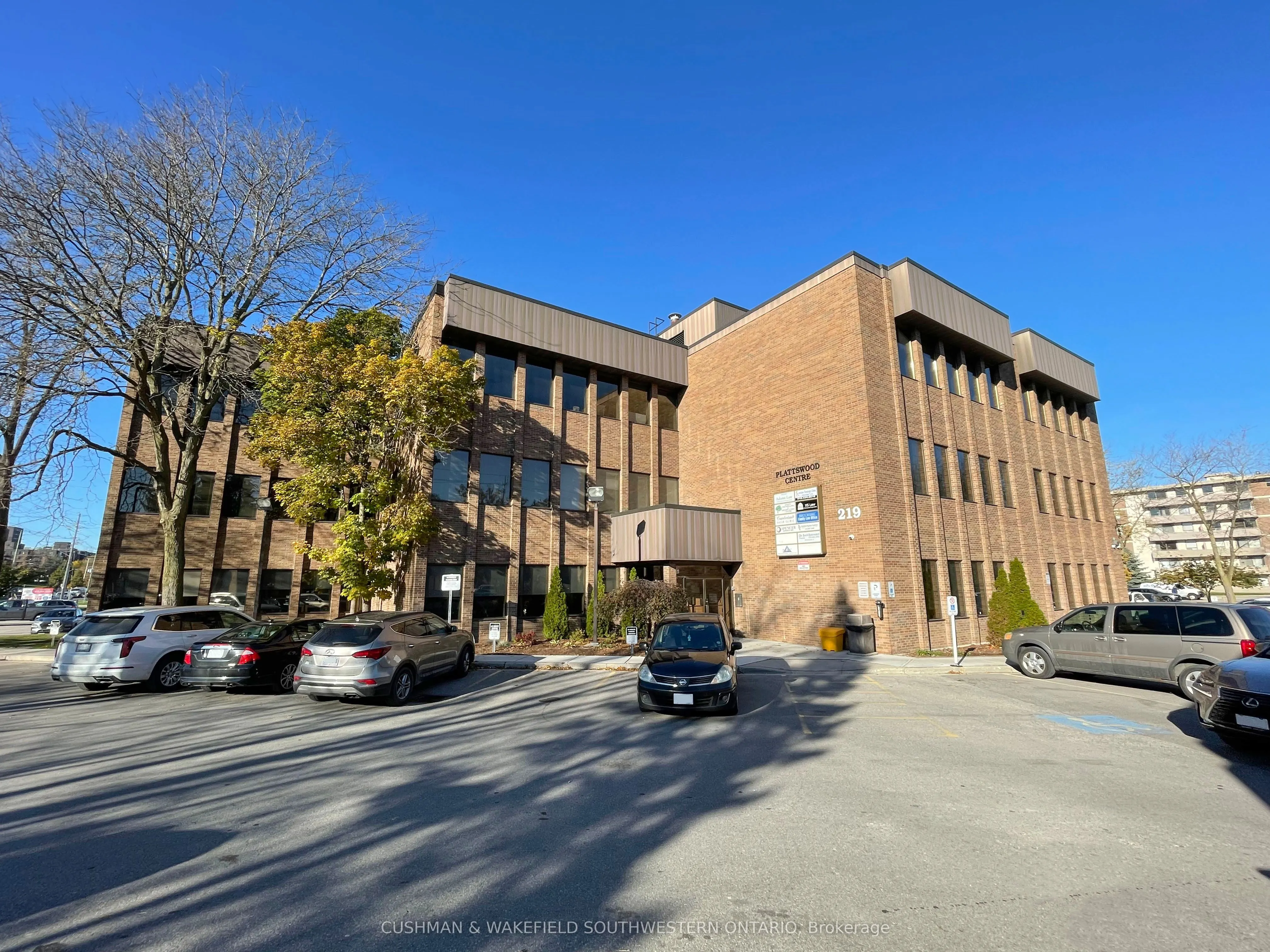219 Oxford Street W #202 & 203