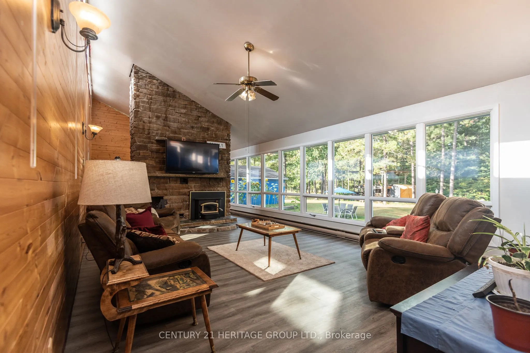 33712 Highway 17 W