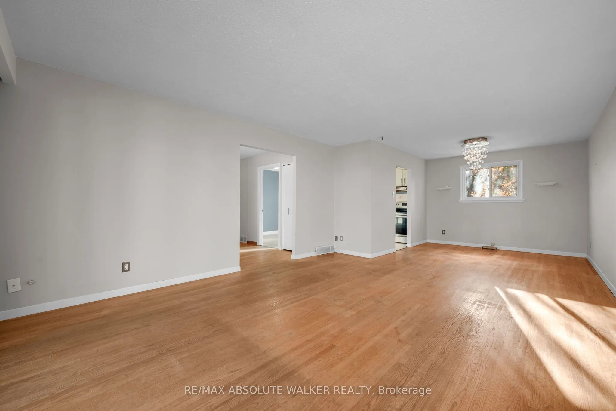18 Silver Aspen Crescent
