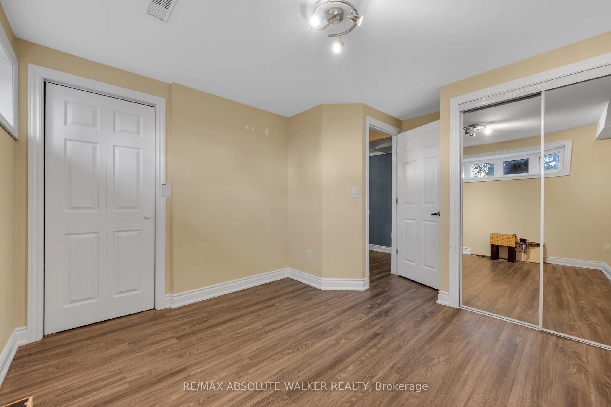 18 Silver Aspen Crescent