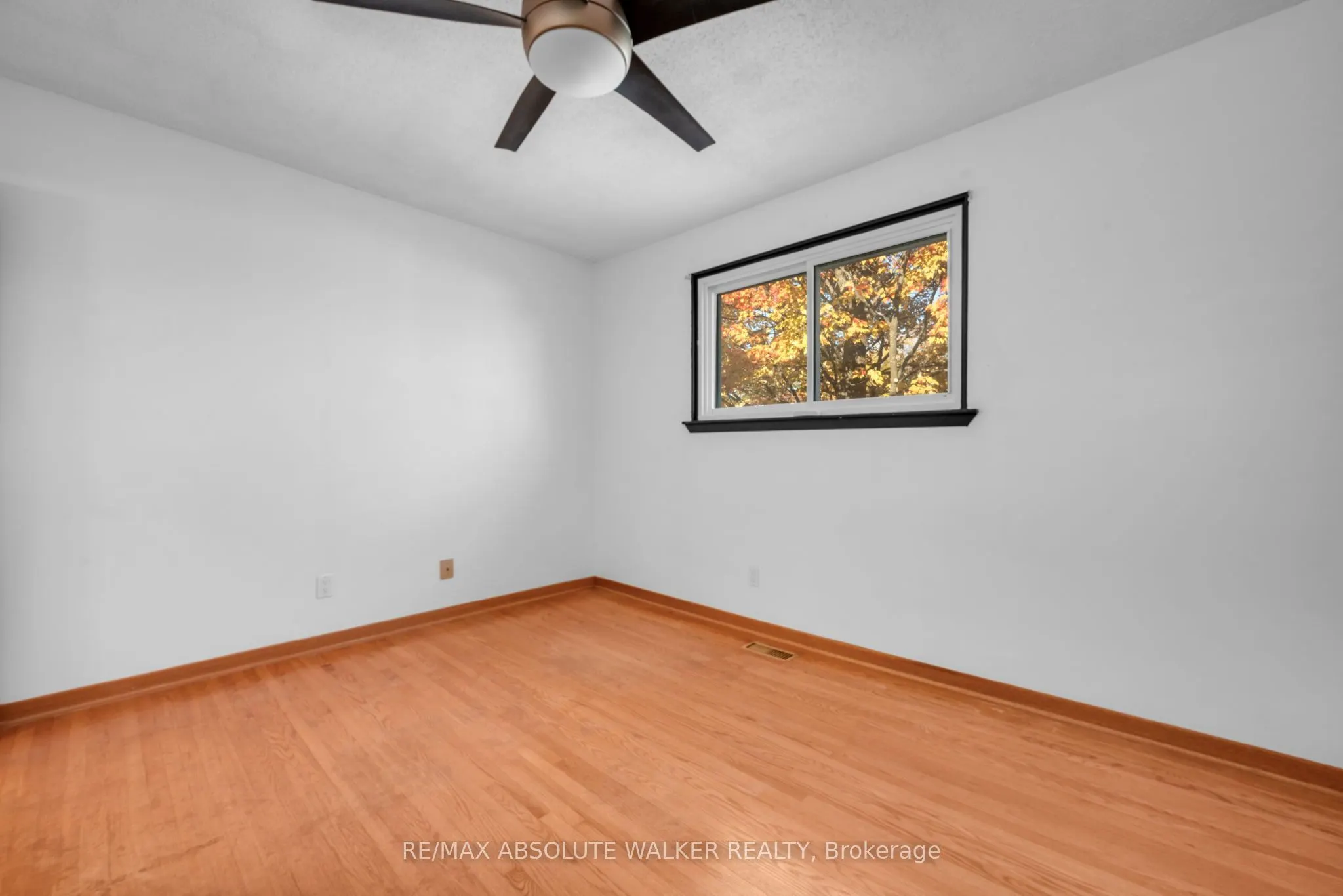 18 Silver Aspen Crescent