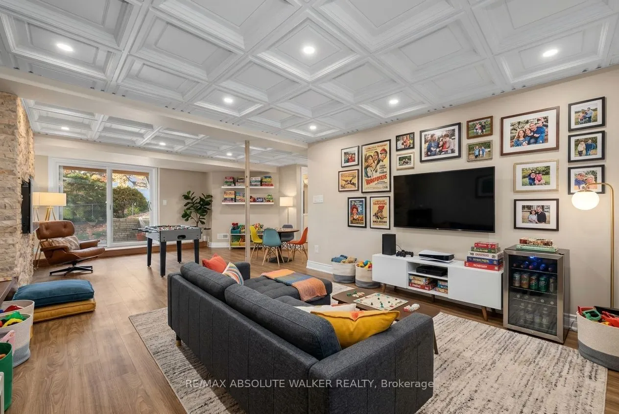 18 Silver Aspen Crescent