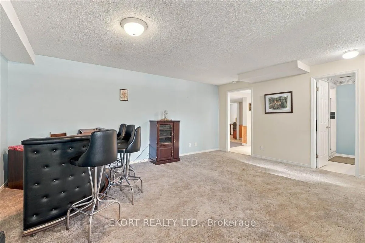 81 Parkview Heights